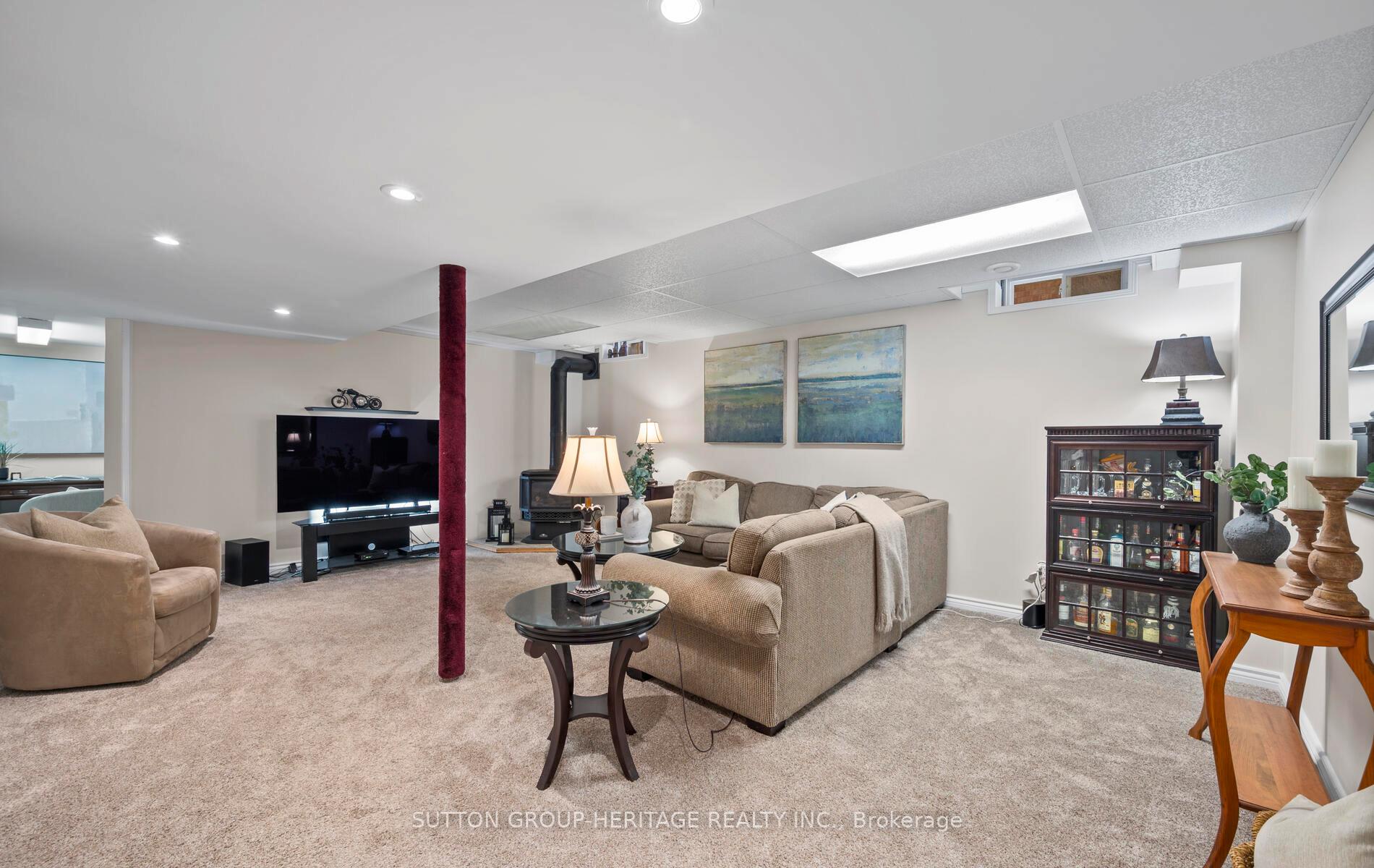 Photo 21 of 26 Glenmore Drive, Whitby, Downtown Whitby — HOMEH