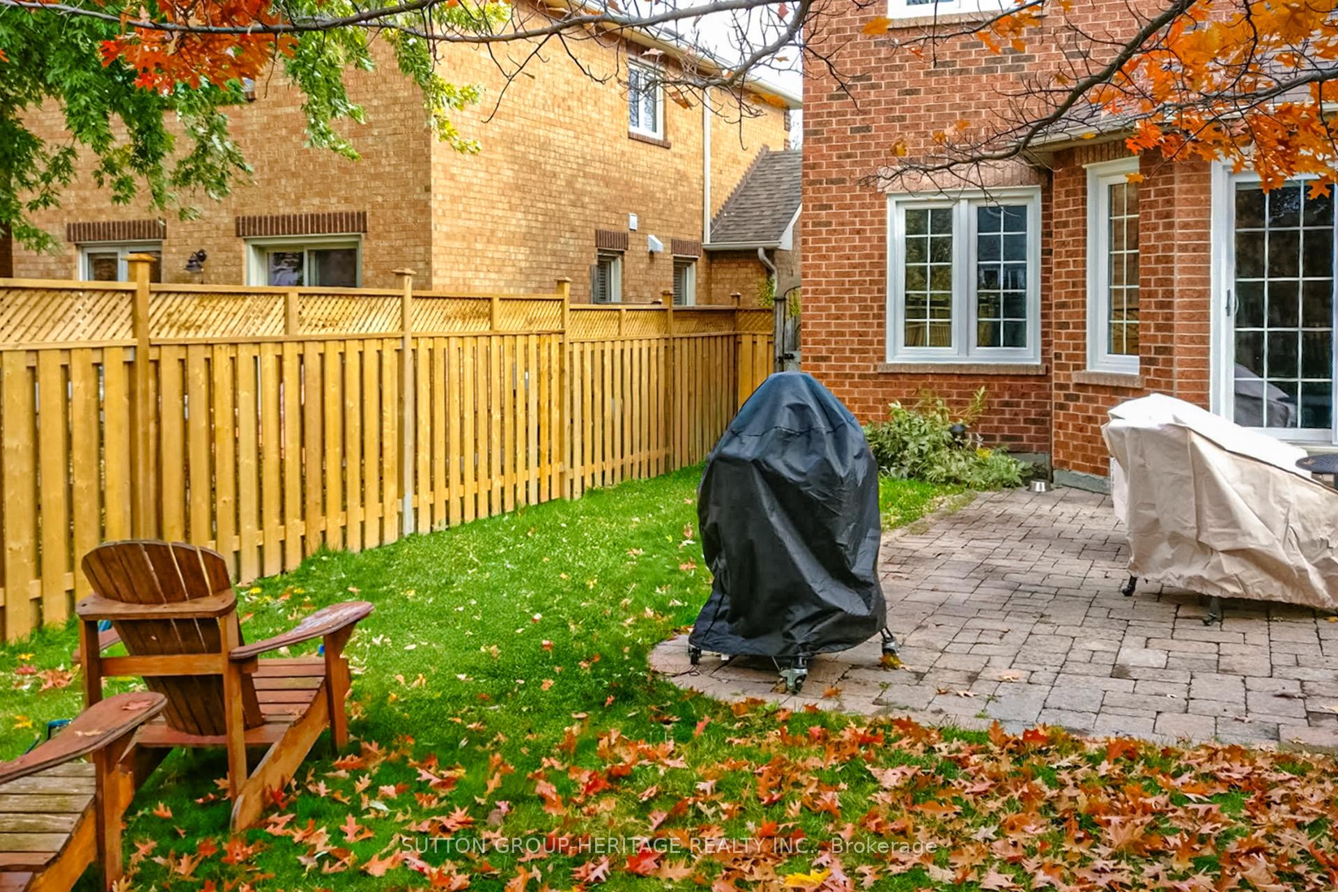 Photo 33 of 26 Glenmore Drive, Whitby, Downtown Whitby — HOMEH