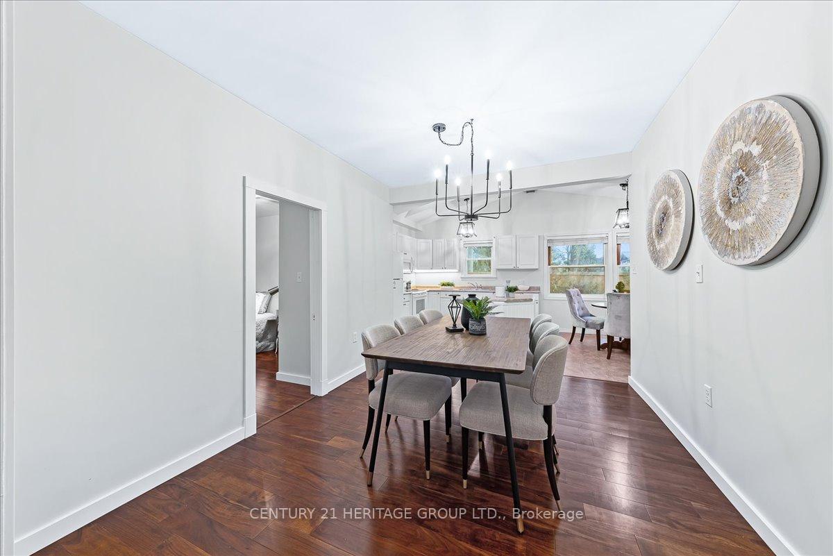 Photo 9 of 27 Parklawn Boulevard, Brock, Beaverton — HOMEH