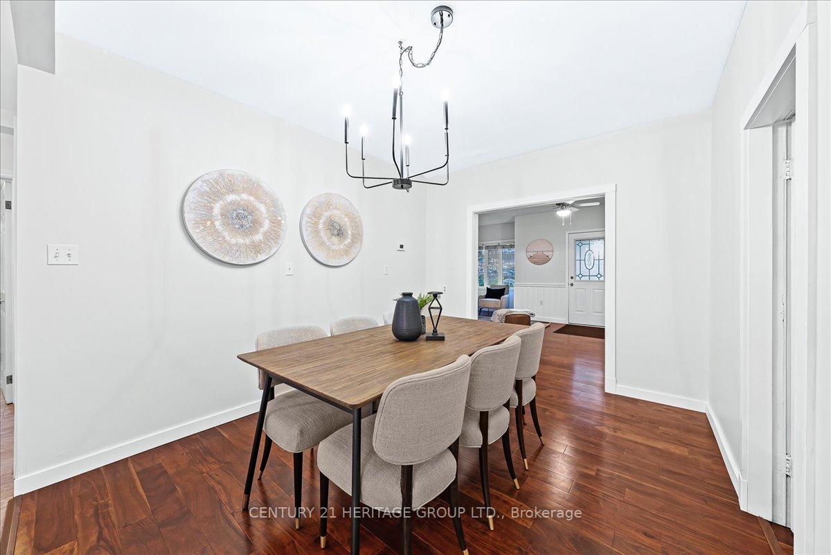 Photo 12 of 27 Parklawn Boulevard, Brock, Beaverton — HOMEH