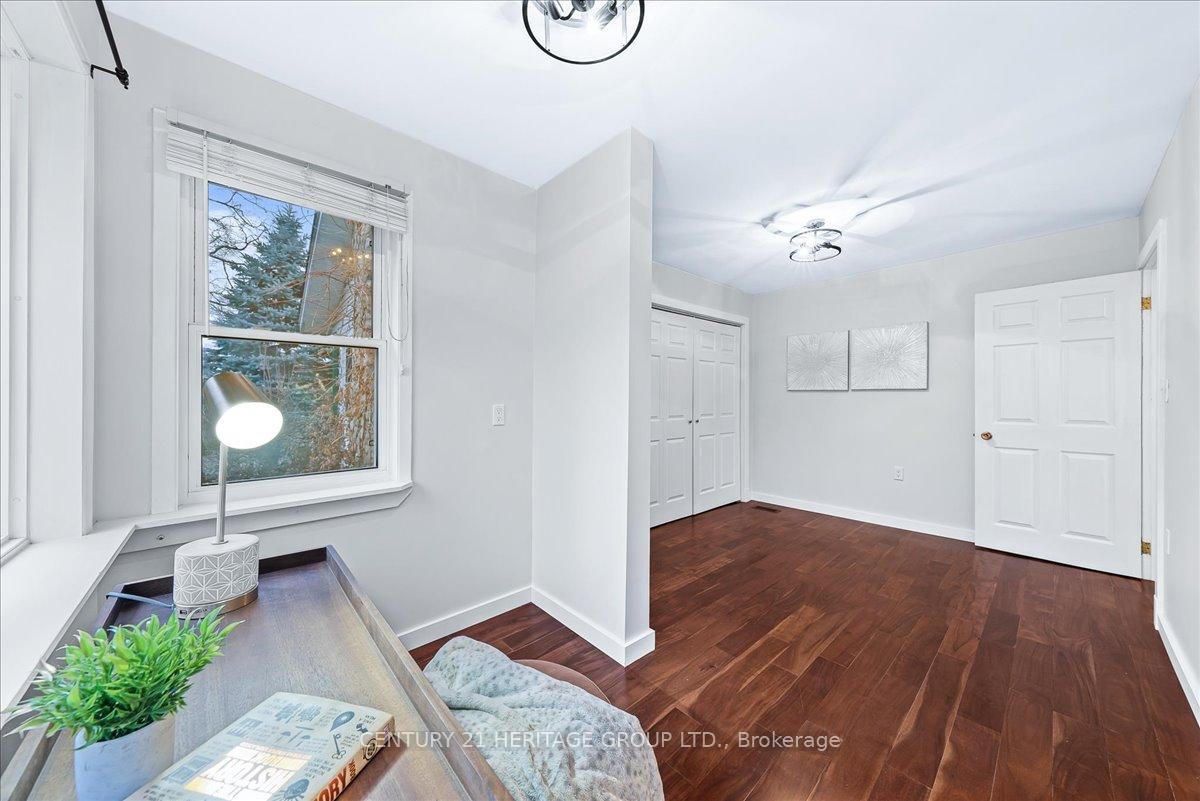 Photo 23 of 27 Parklawn Boulevard, Brock, Beaverton — HOMEH