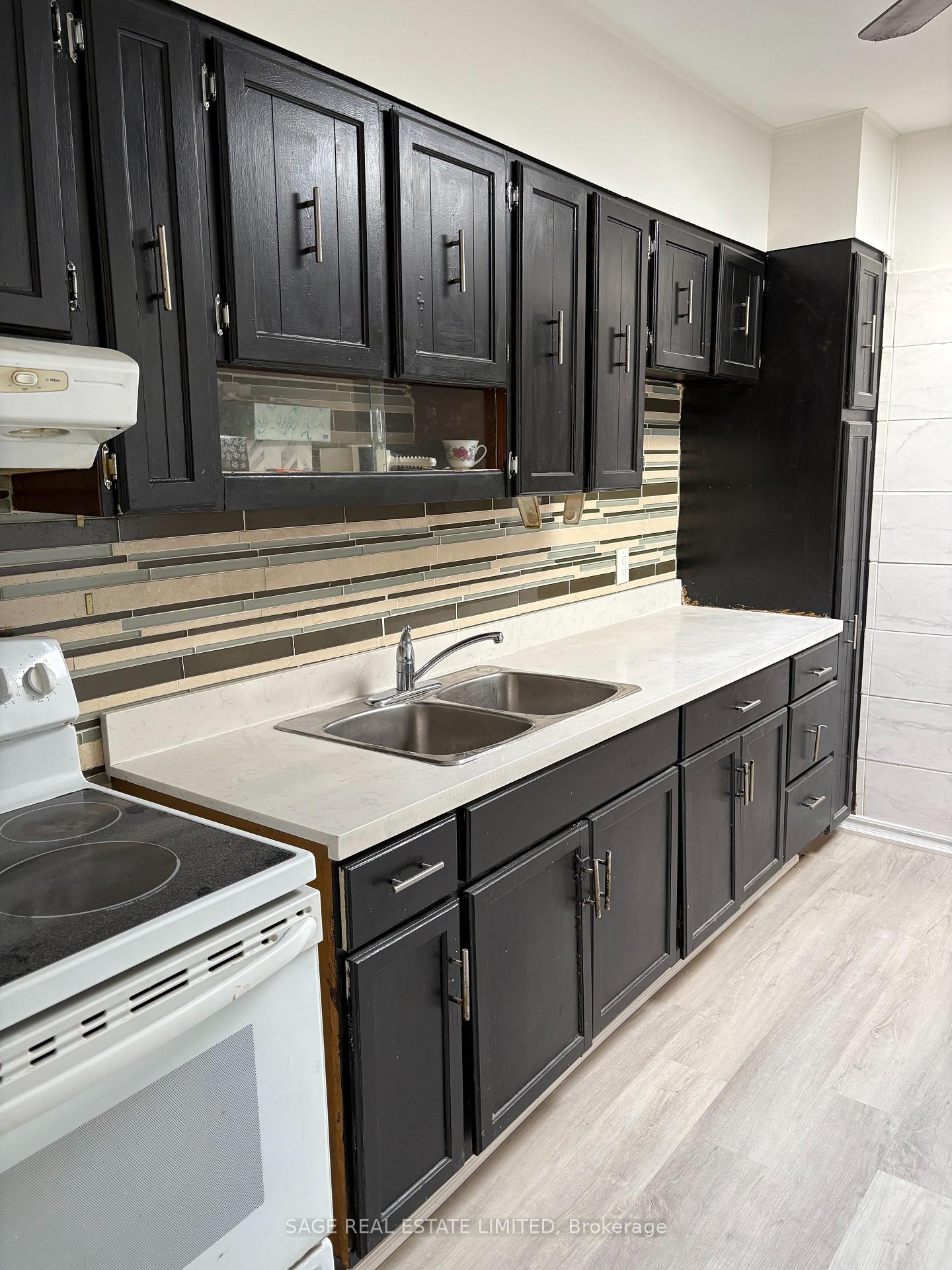 Photo 6 of Unit 2nd, 397A Vaughan Road, Toronto, Humewood-Cedarvale — HOMEH