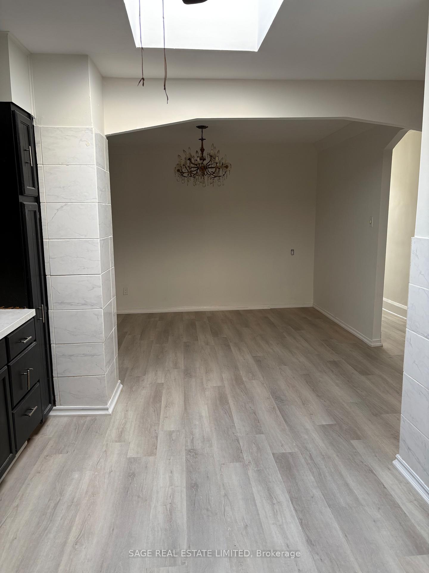 Photo 8 of Unit 2nd, 397A Vaughan Road, Toronto, Humewood-Cedarvale — HOMEH