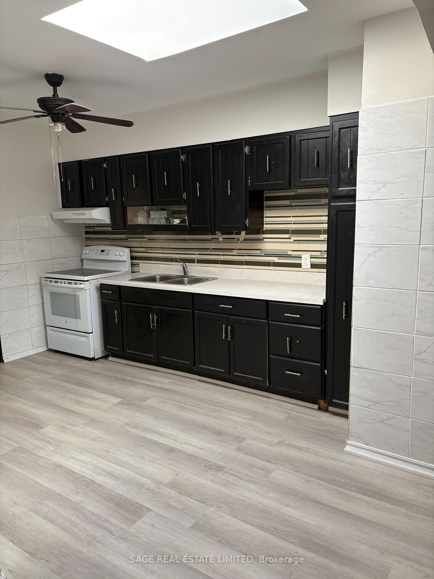 Photo 4 of Unit 2nd, 397A Vaughan Road, Toronto, Humewood-Cedarvale — HOMEH