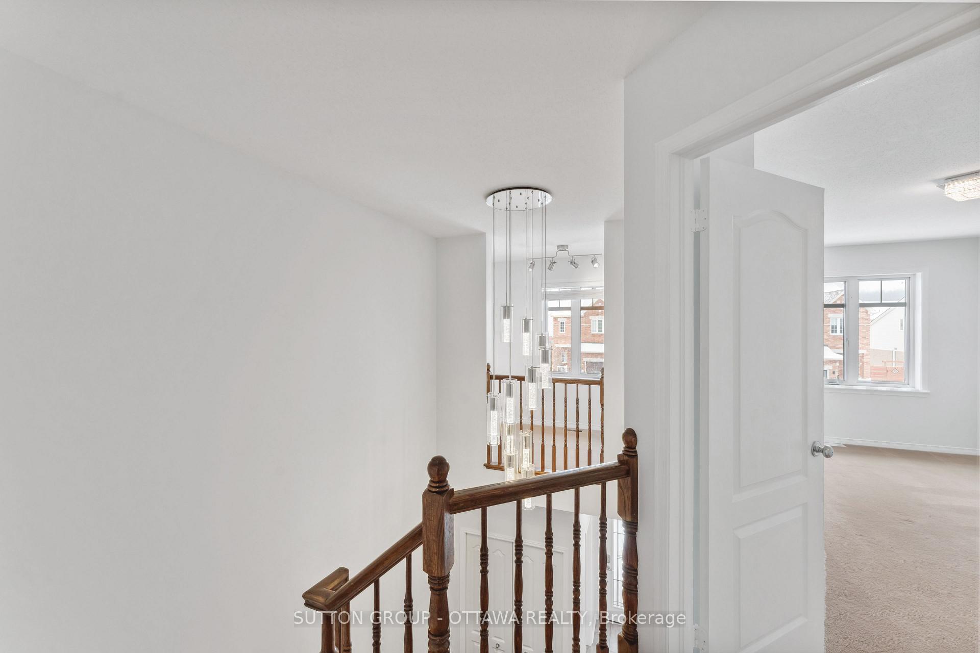 Photo 15 of 272 Jersey Tea Circle, Ottawa, Riverside South/Gloucester Glen — HOMEH