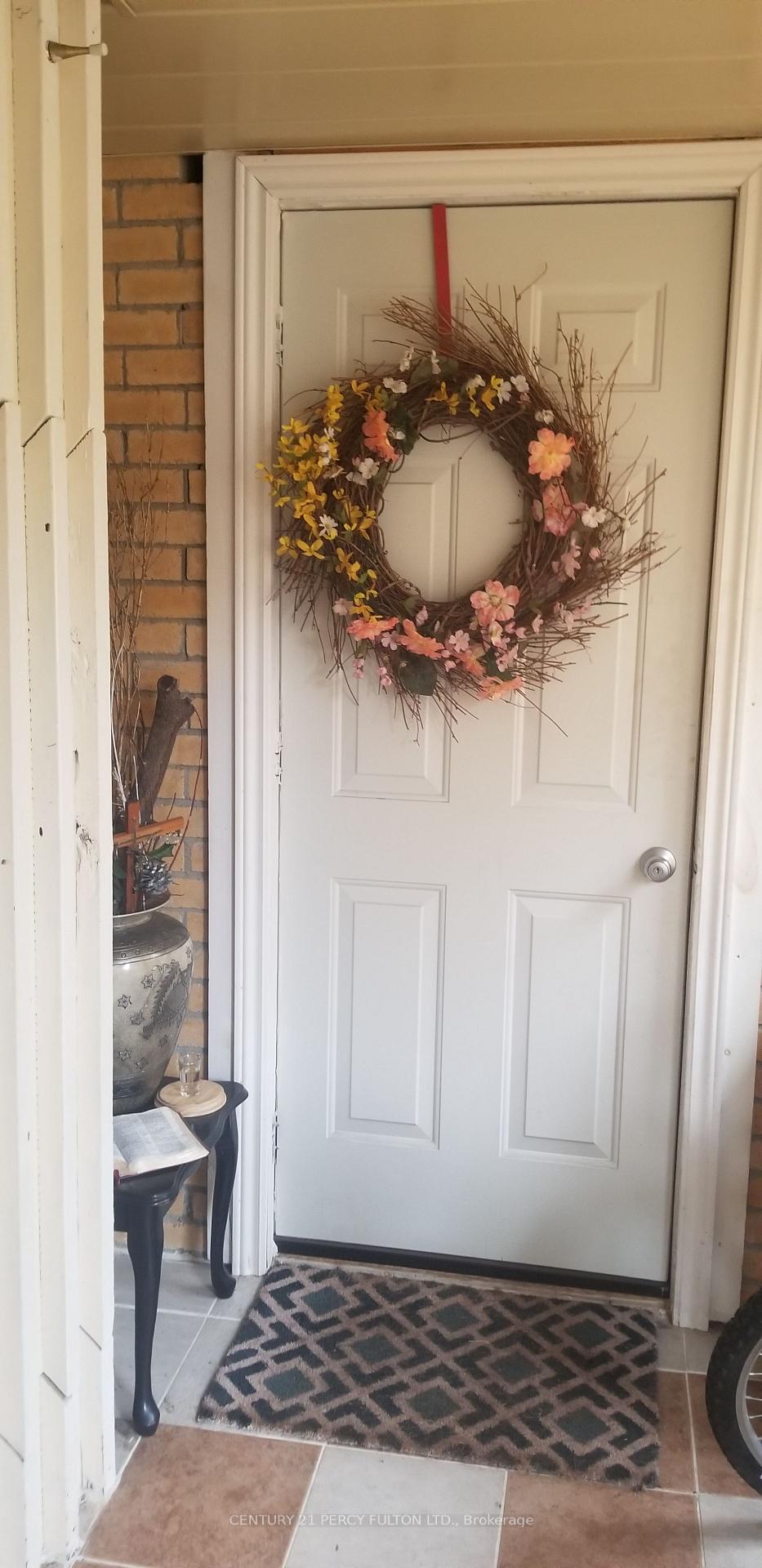 Front of Unit Bsmt, 1673 Dreyber Court