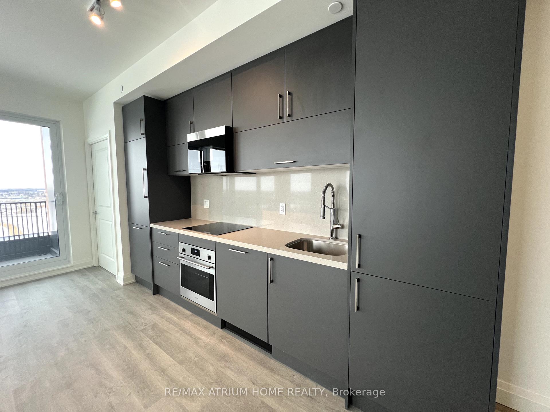 Photo 3 of Unit 1304, 38 Andre De Grasse Street, Markham, Unionville — HOMEH