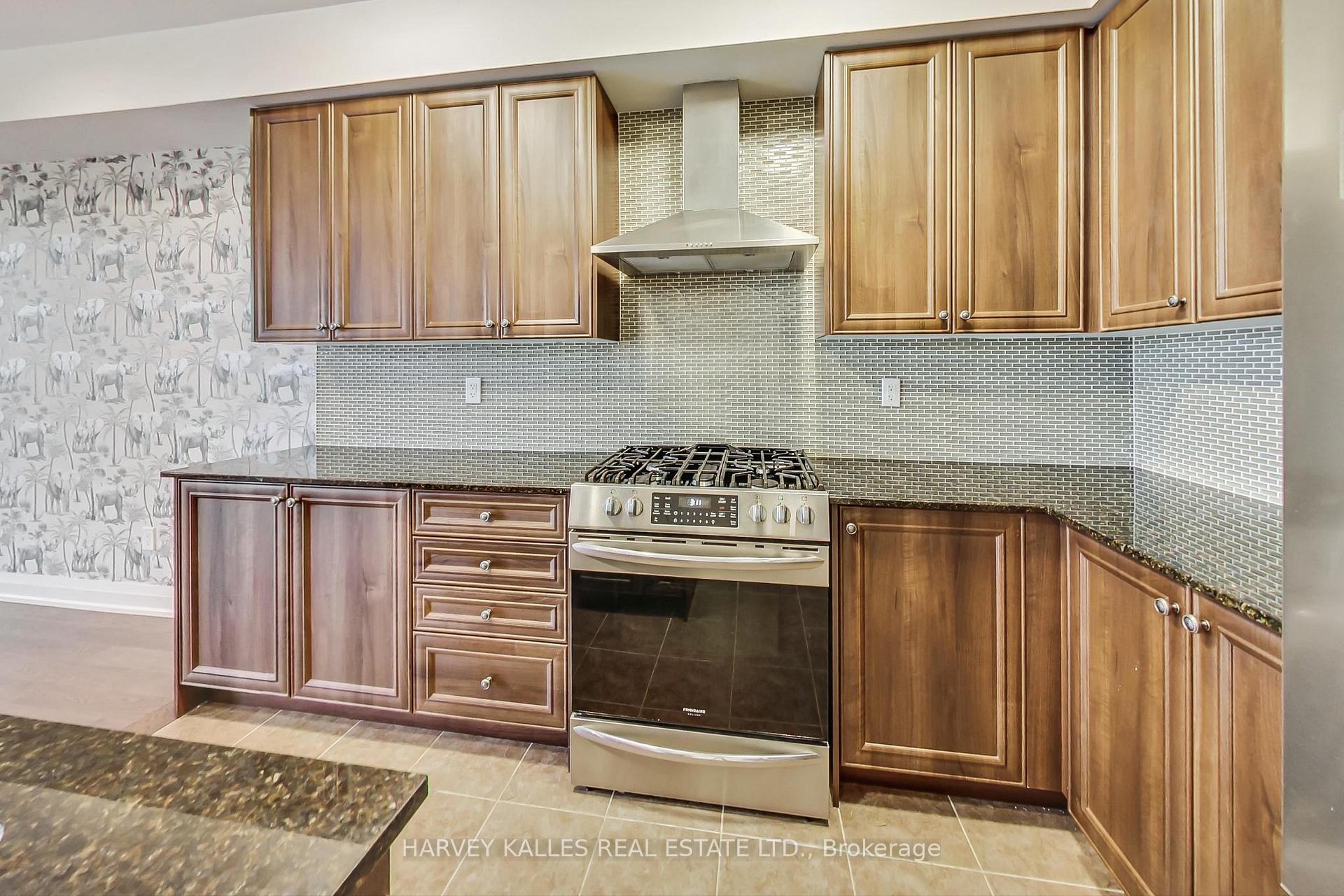 Photo 7 of 3932 Highway 7 E, Markham, Unionville — HOMEH