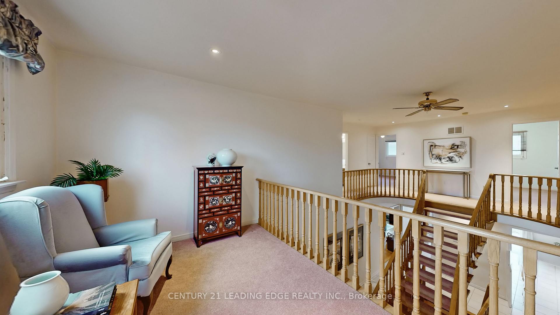 Photo 13 of 16 Glendale Road E, Markham, Thornlea — HOMEH