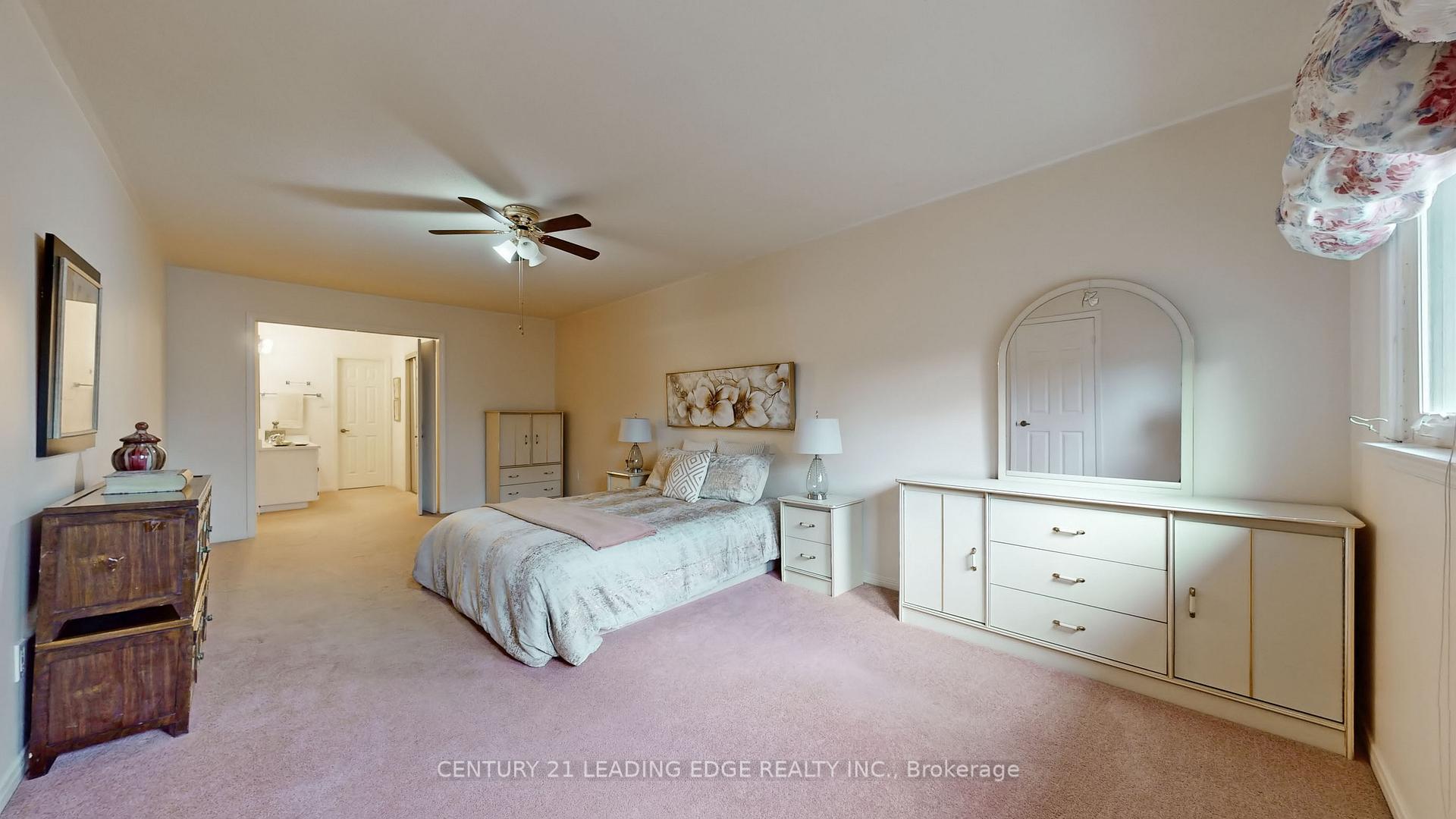 Photo 21 of 16 Glendale Road E, Markham, Thornlea — HOMEH