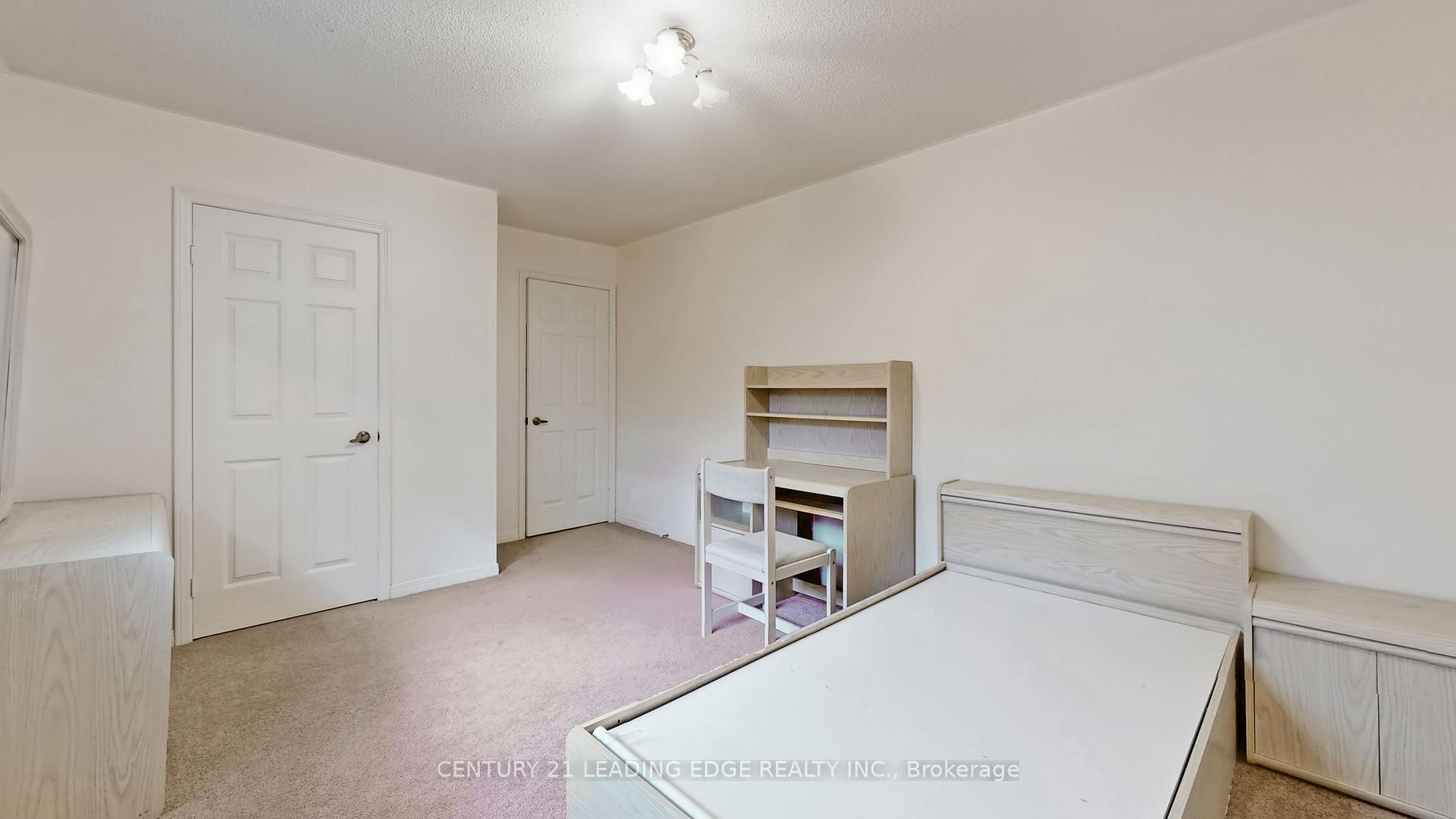 Photo 27 of 16 Glendale Road E, Markham, Thornlea — HOMEH