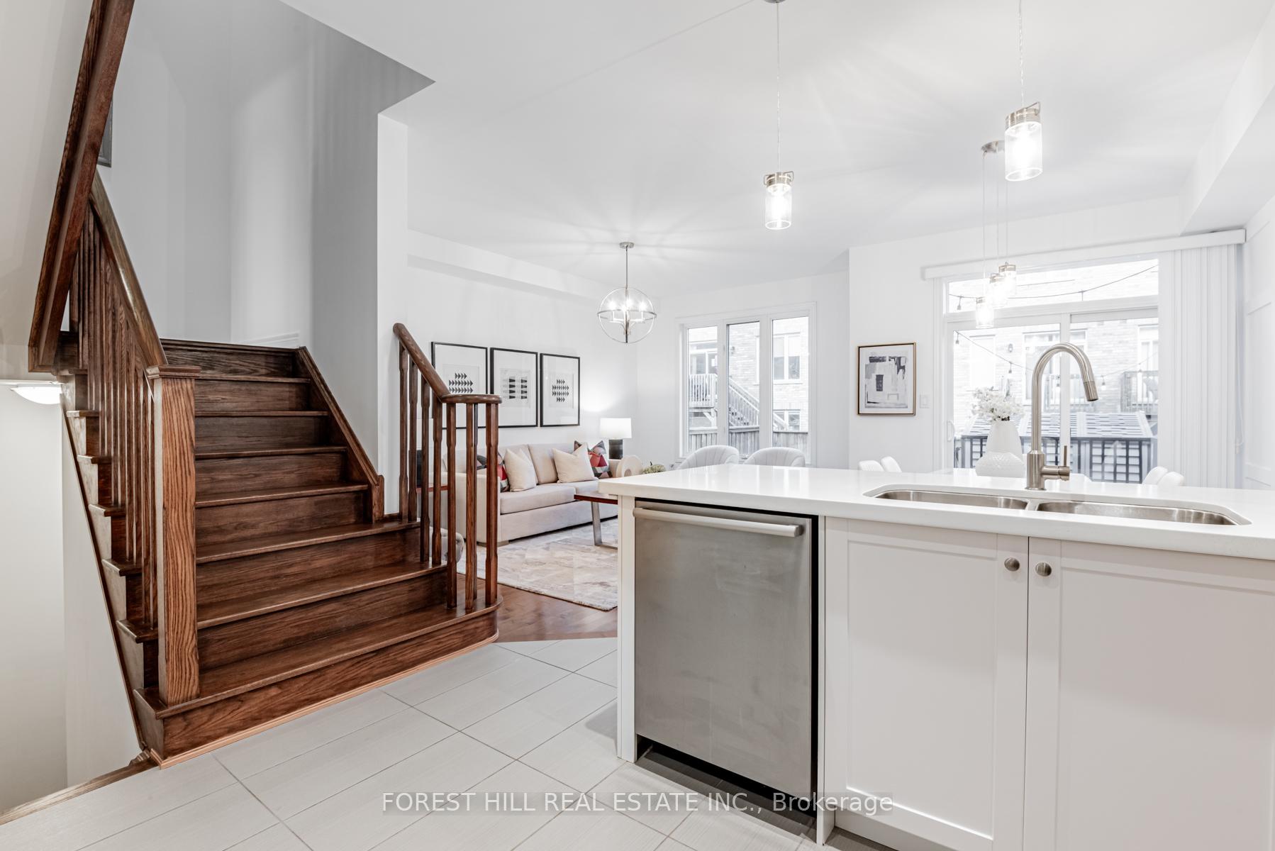 Photo 8 of 8 Christian Ritter Drive, Markham, Berczy — HOMEH