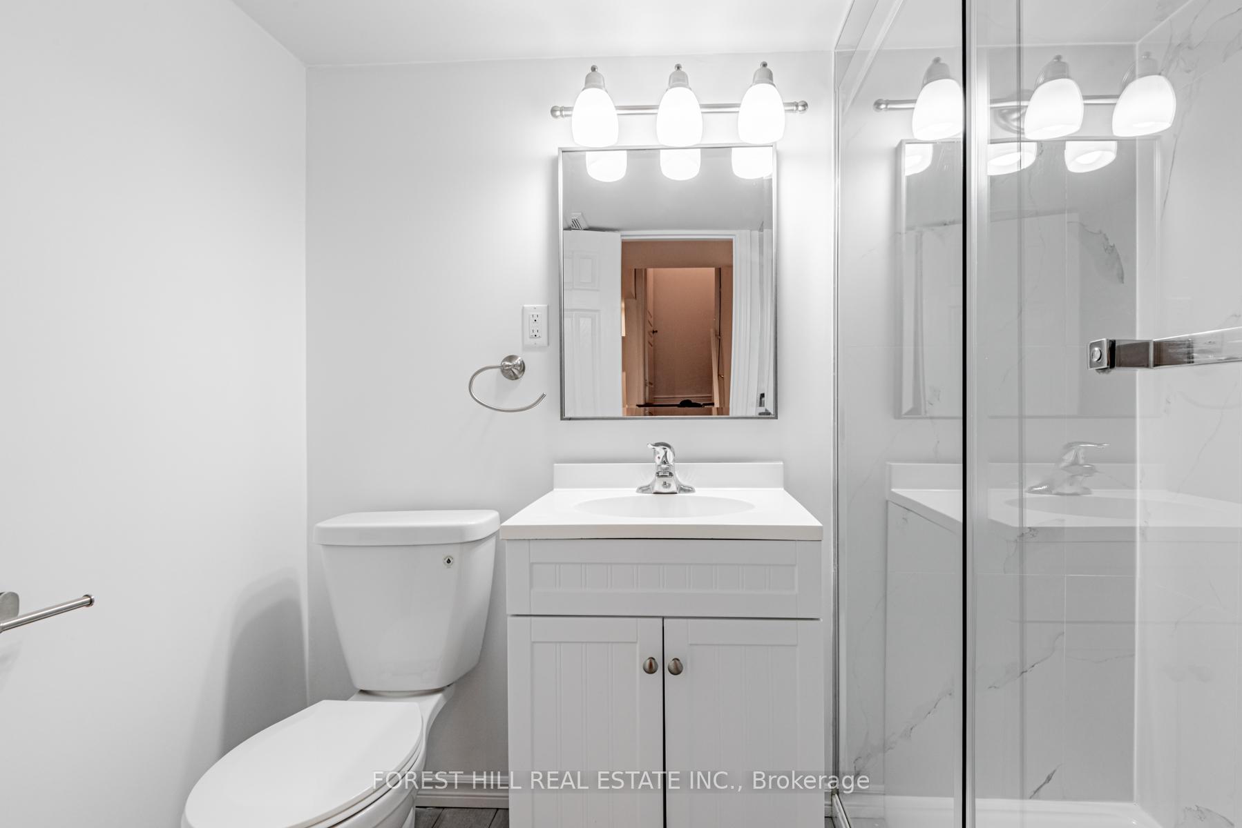Photo 17 of 8 Christian Ritter Drive, Markham, Berczy — HOMEH