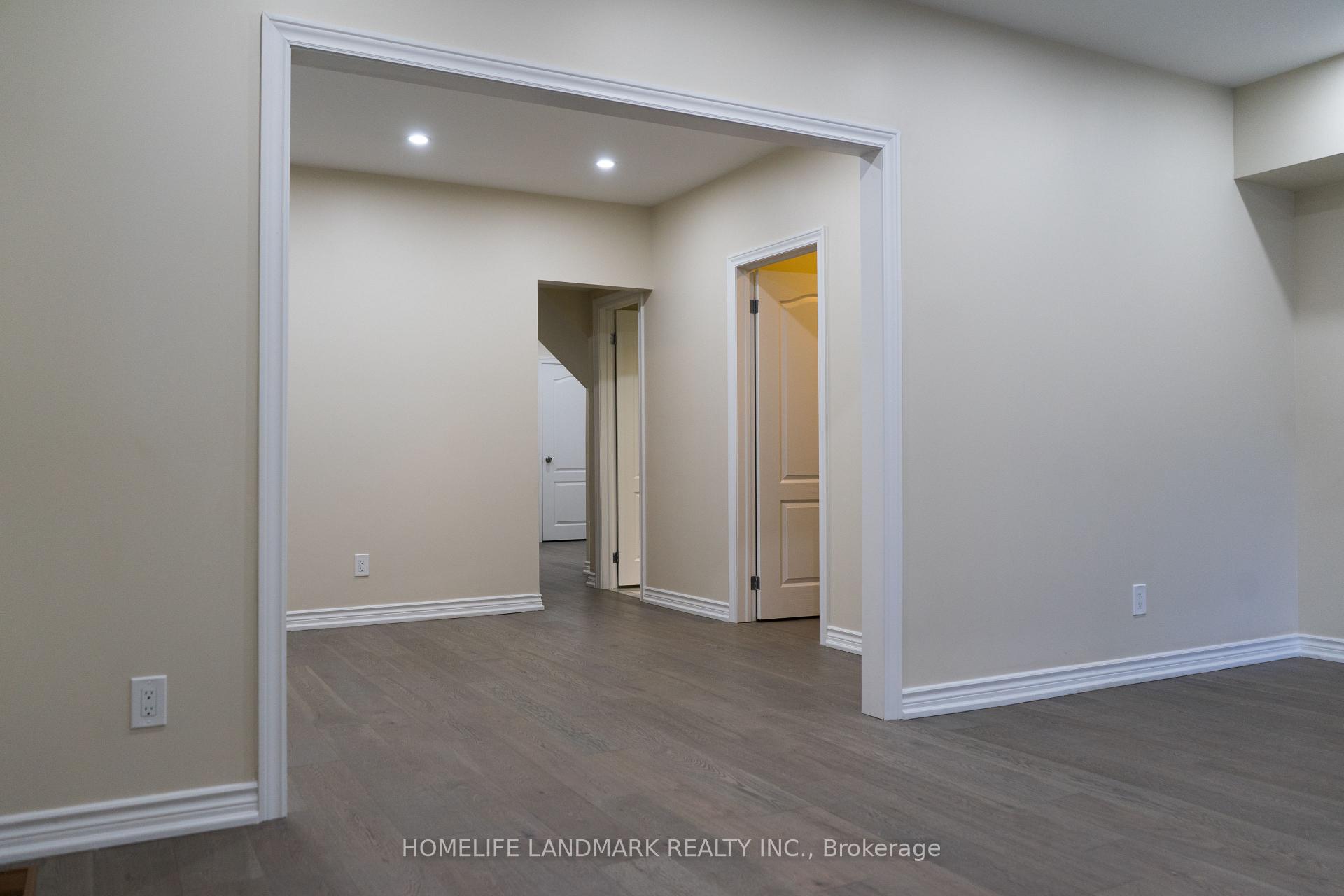 Photo 5 of Unit M/2nd, 124 Barrington Avenue, Toronto, Crescent Town — HOMEH
