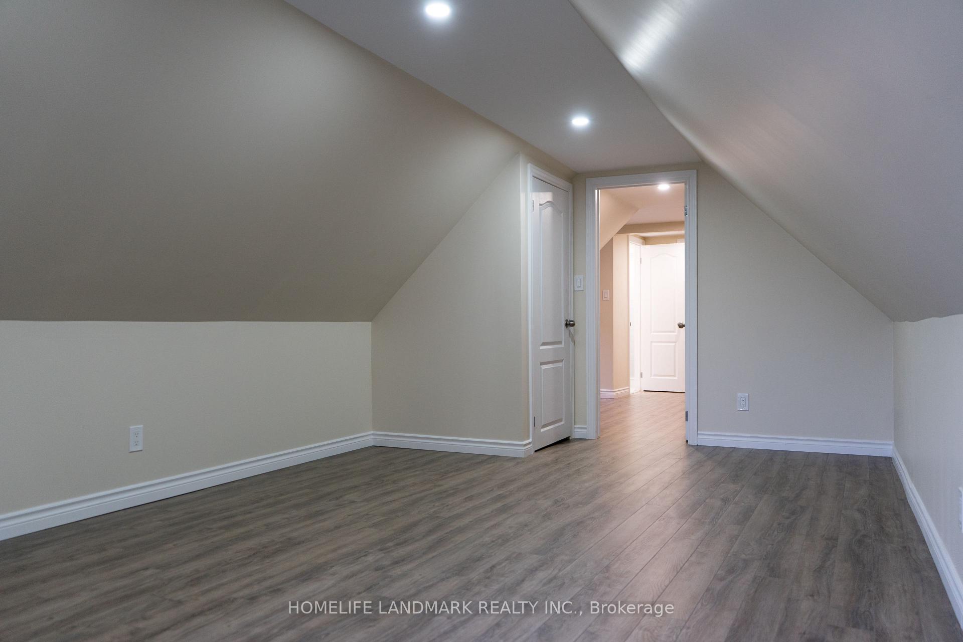 Photo 15 of Unit M/2nd, 124 Barrington Avenue, Toronto, Crescent Town — HOMEH