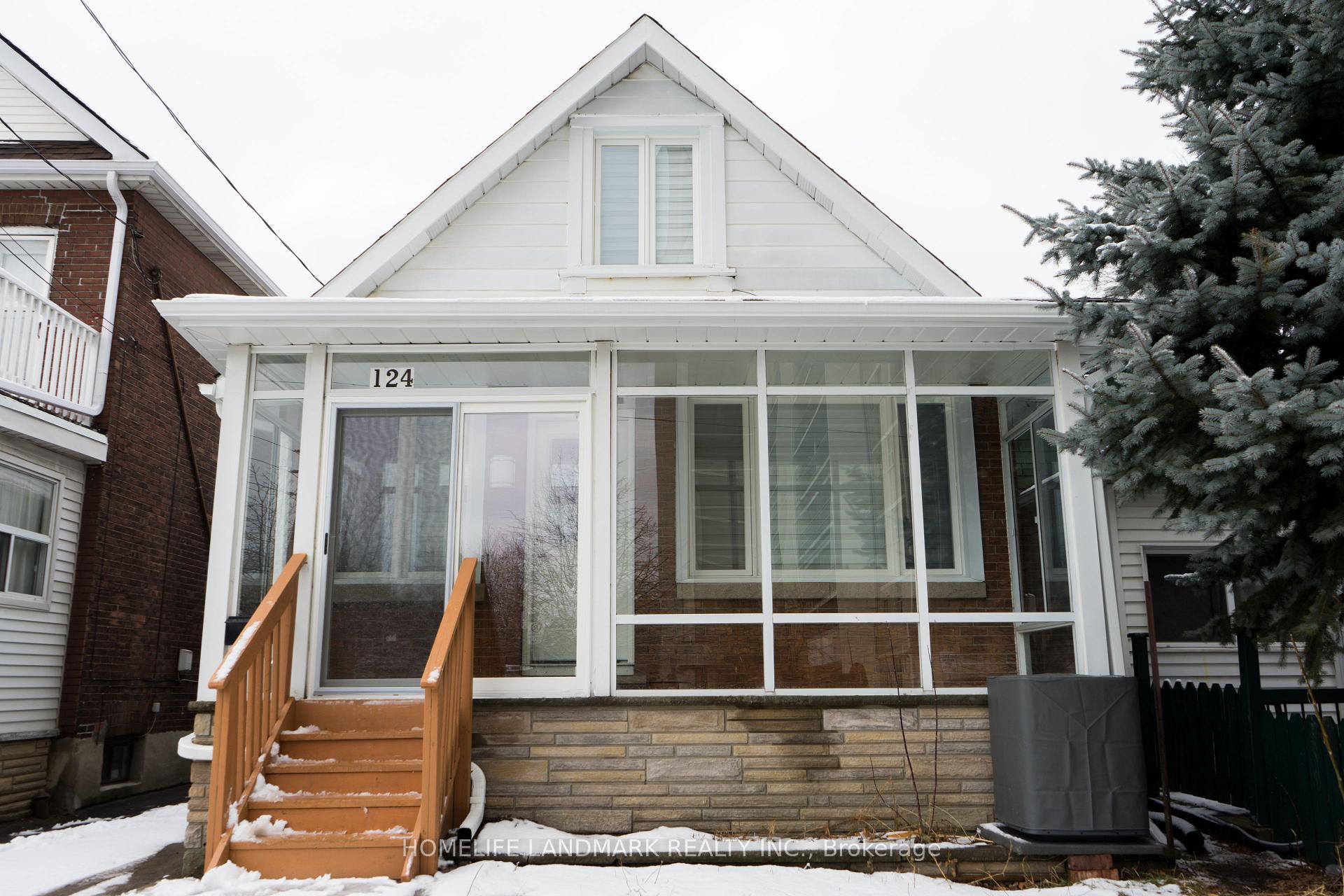 Photo 9 of Unit M/2nd, 124 Barrington Avenue, Toronto, Crescent Town — HOMEH