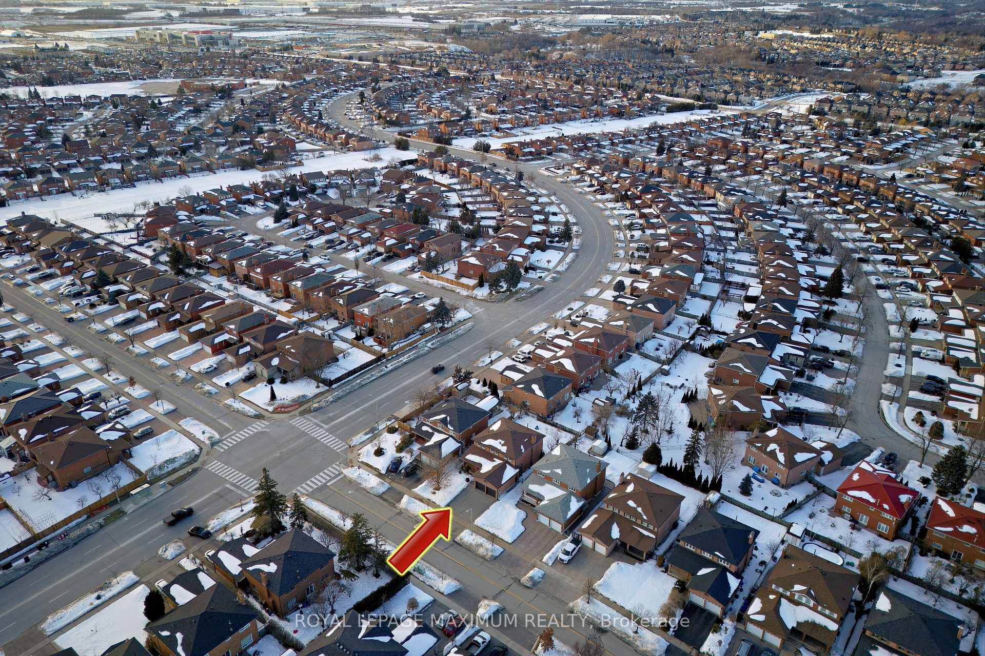 Photo 7 of 352 Forest Drive, Vaughan, West Woodbridge — HOMEH