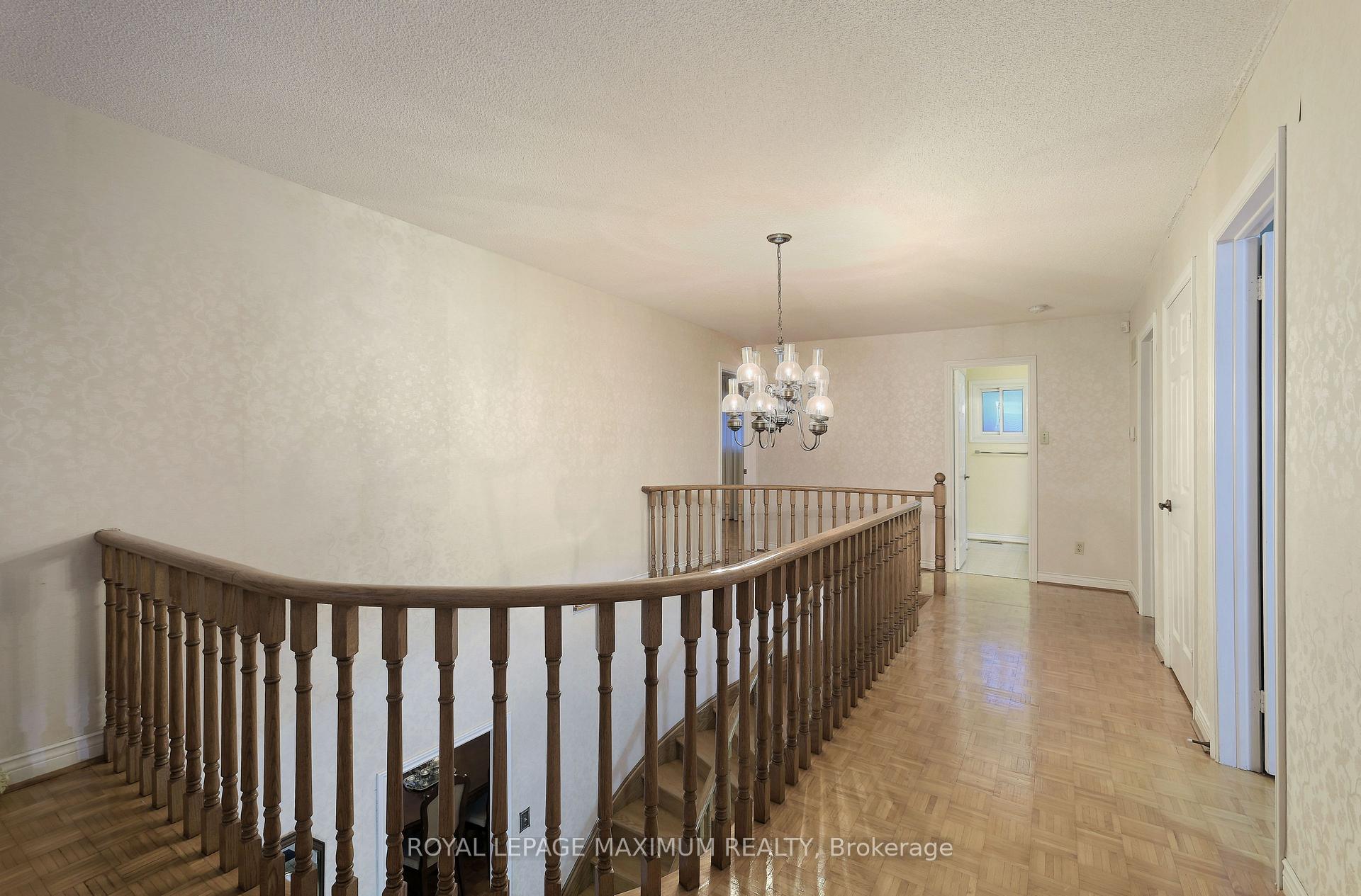 Photo 21 of 352 Forest Drive, Vaughan, West Woodbridge — HOMEH