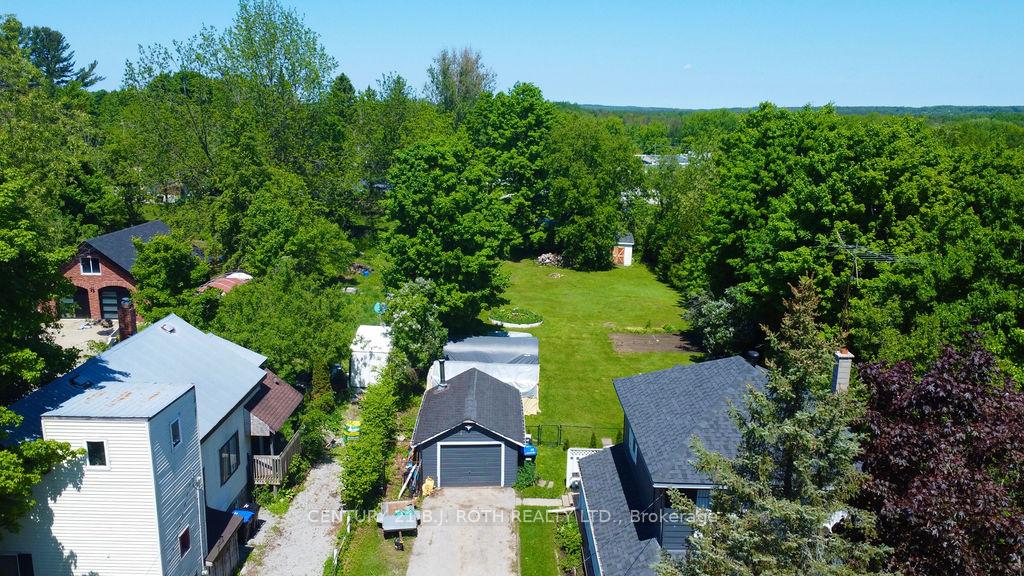 Photo 9 of 14 Mill Street E, Springwater, Hillsdale — HOMEH