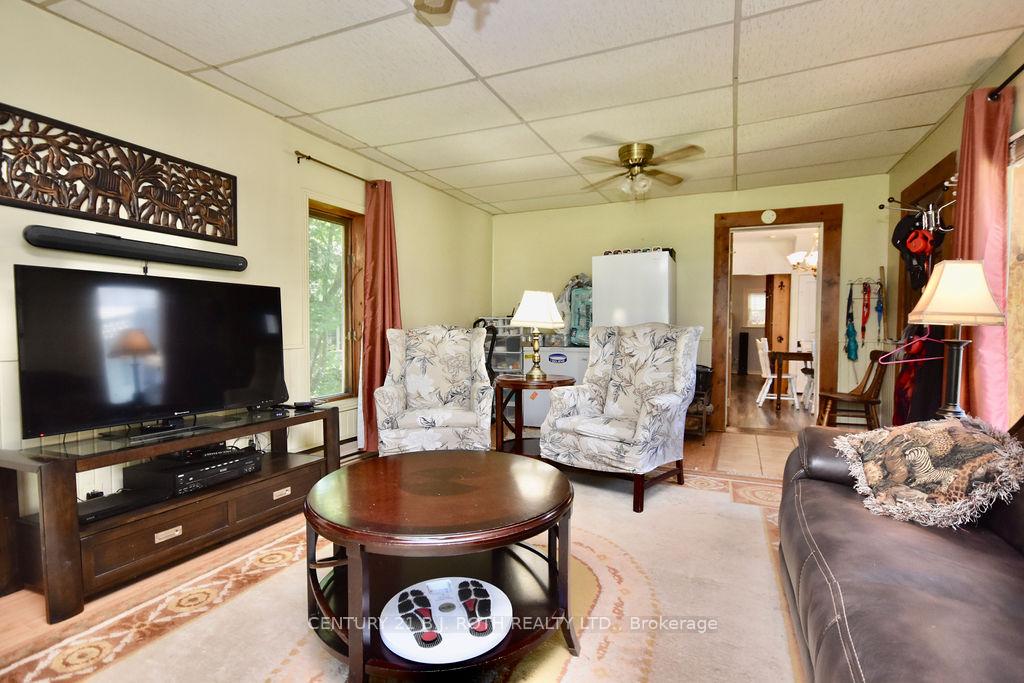 Photo 4 of 14 Mill Street E, Springwater, Hillsdale — HOMEH