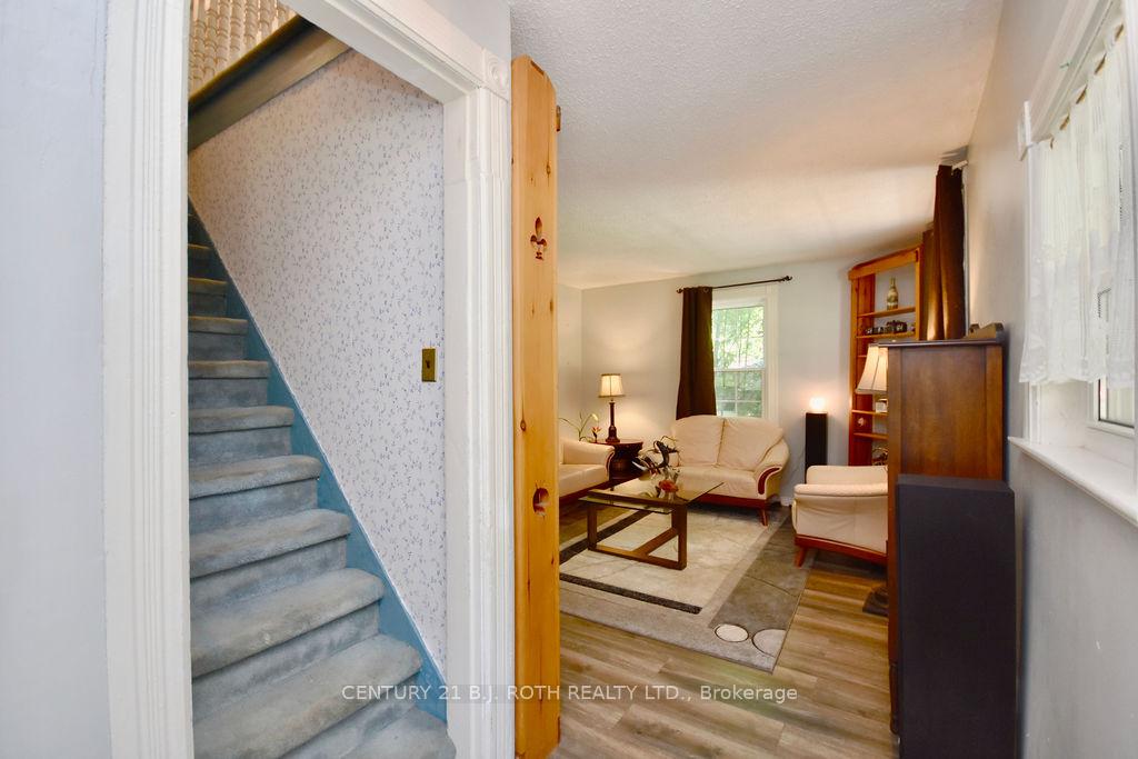 Photo 12 of 14 Mill Street E, Springwater, Hillsdale — HOMEH