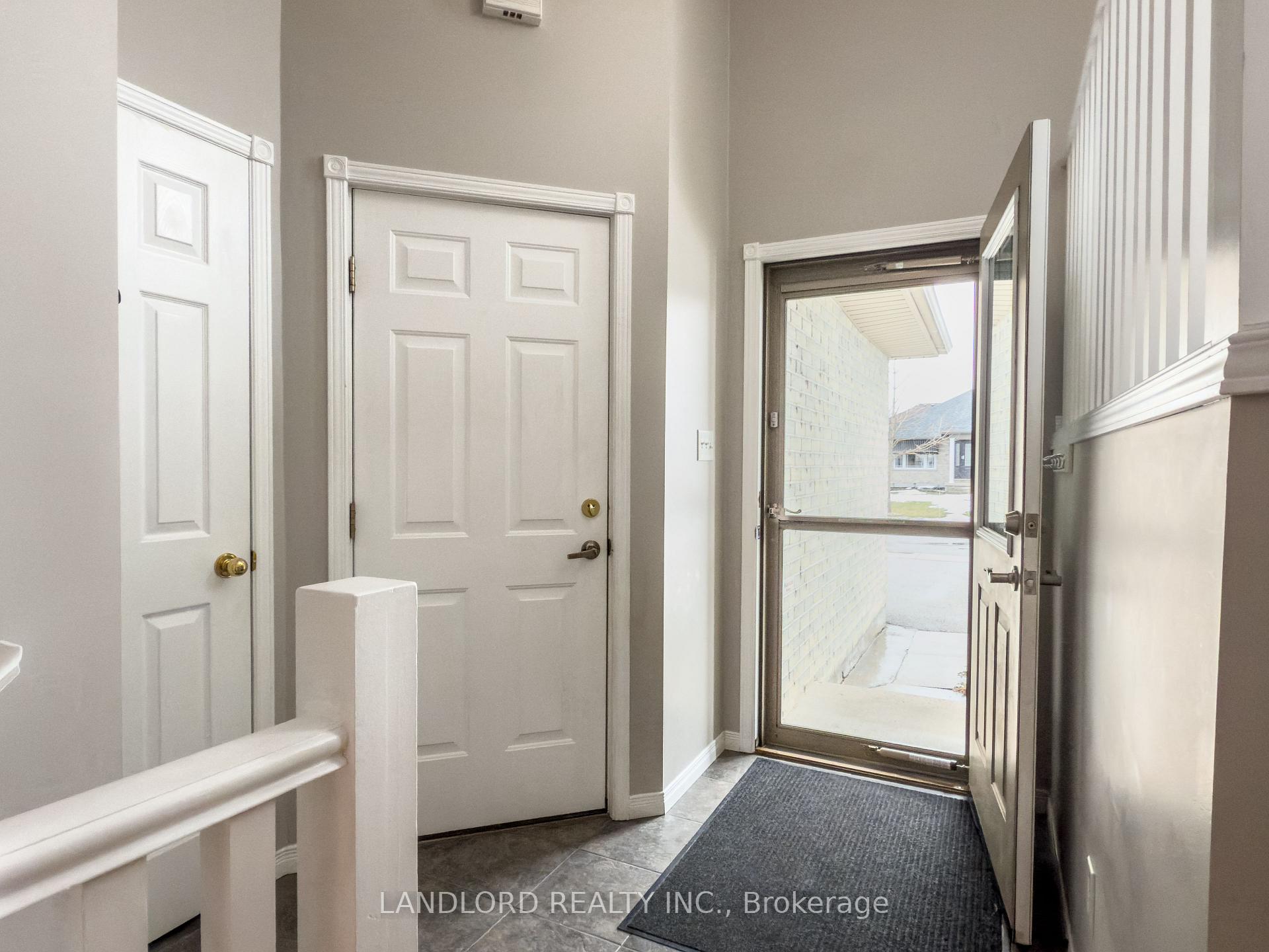 Photo 42 of 42 Hagerman Crescent, St. Thomas — HOMEH