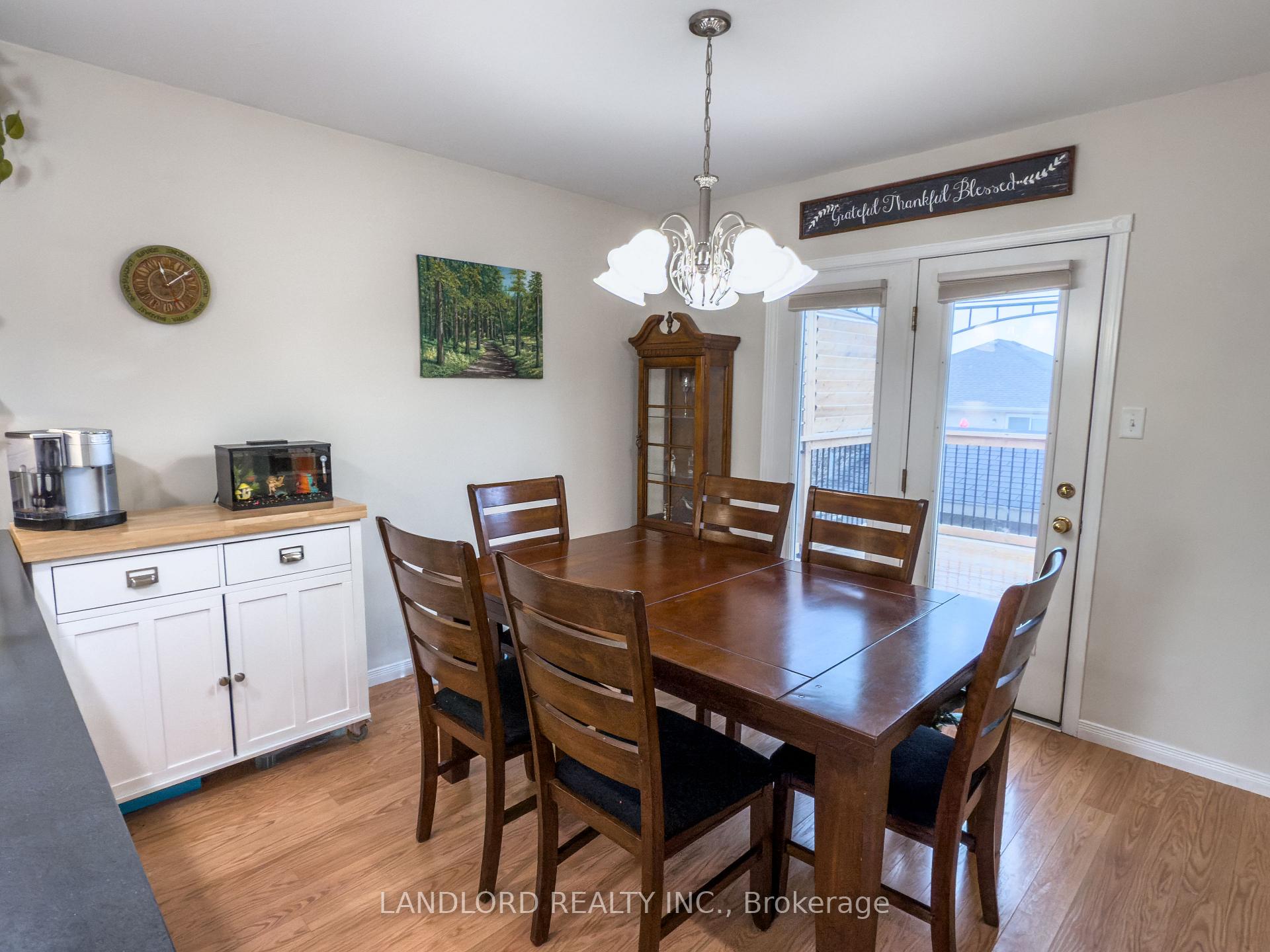 Photo 11 of 42 Hagerman Crescent, St. Thomas — HOMEH