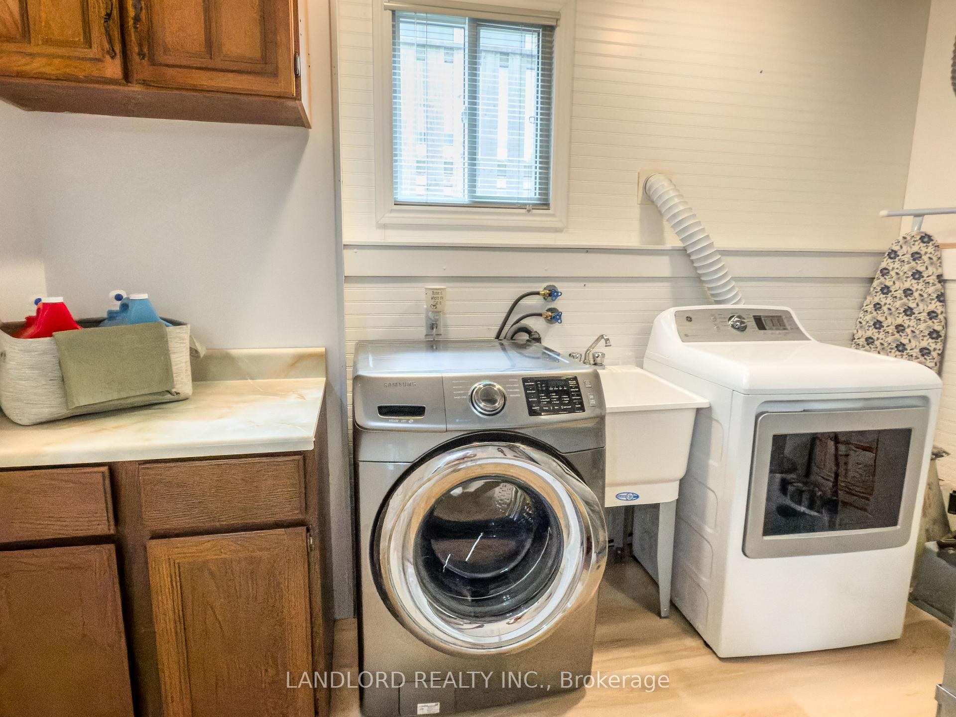 Photo 35 of 42 Hagerman Crescent, St. Thomas — HOMEH