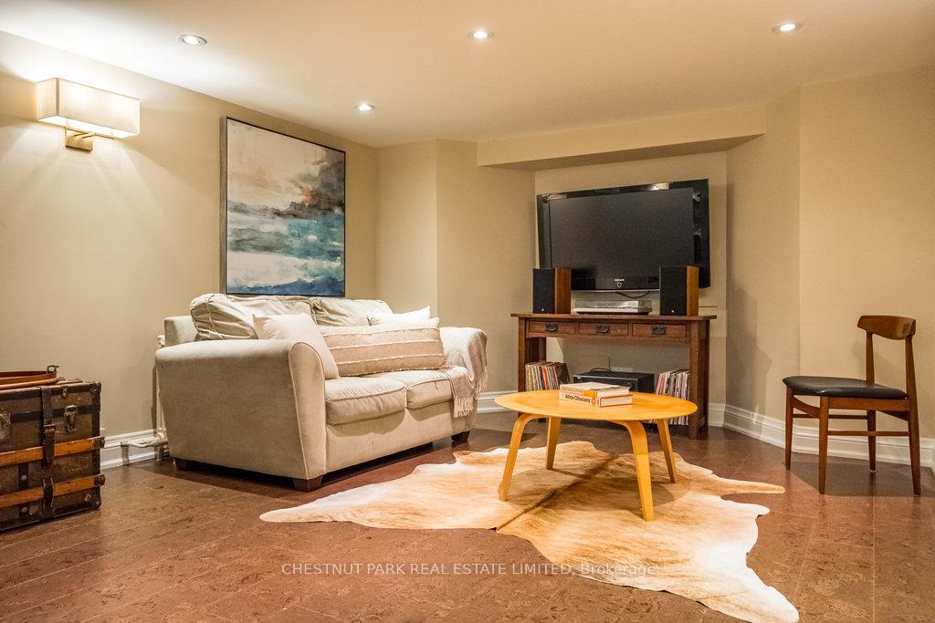 Photo 33 of 38 Lascelles Boulevard, Toronto, Yonge-Eglinton — HOMEH