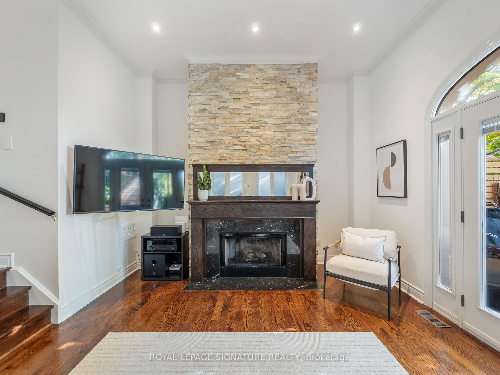 Photo 22 of 53 Parkhurst Boulevard E, Toronto, Leaside — HOMEH