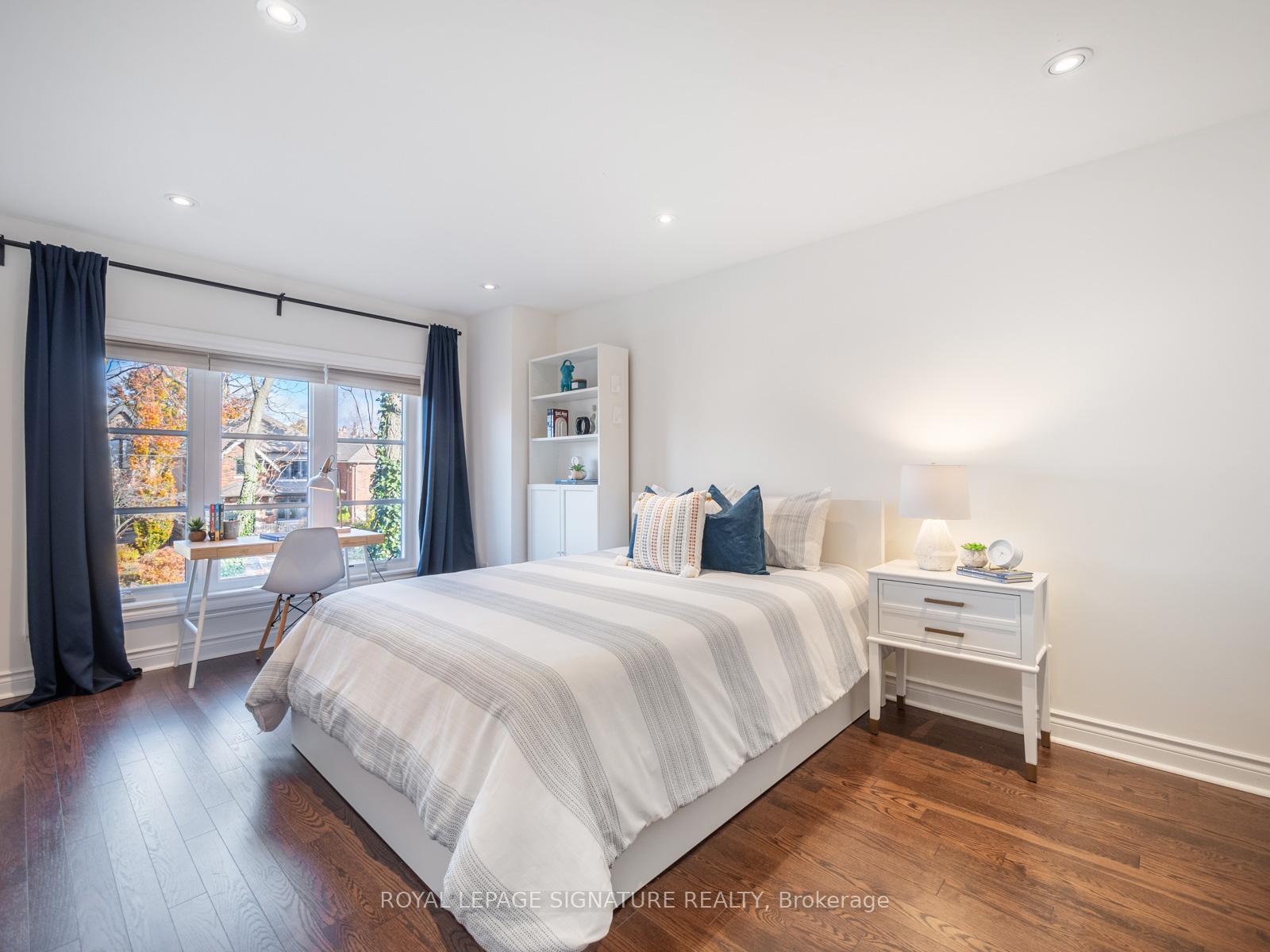 Photo 5 of 53 Parkhurst Boulevard E, Toronto, Leaside — HOMEH