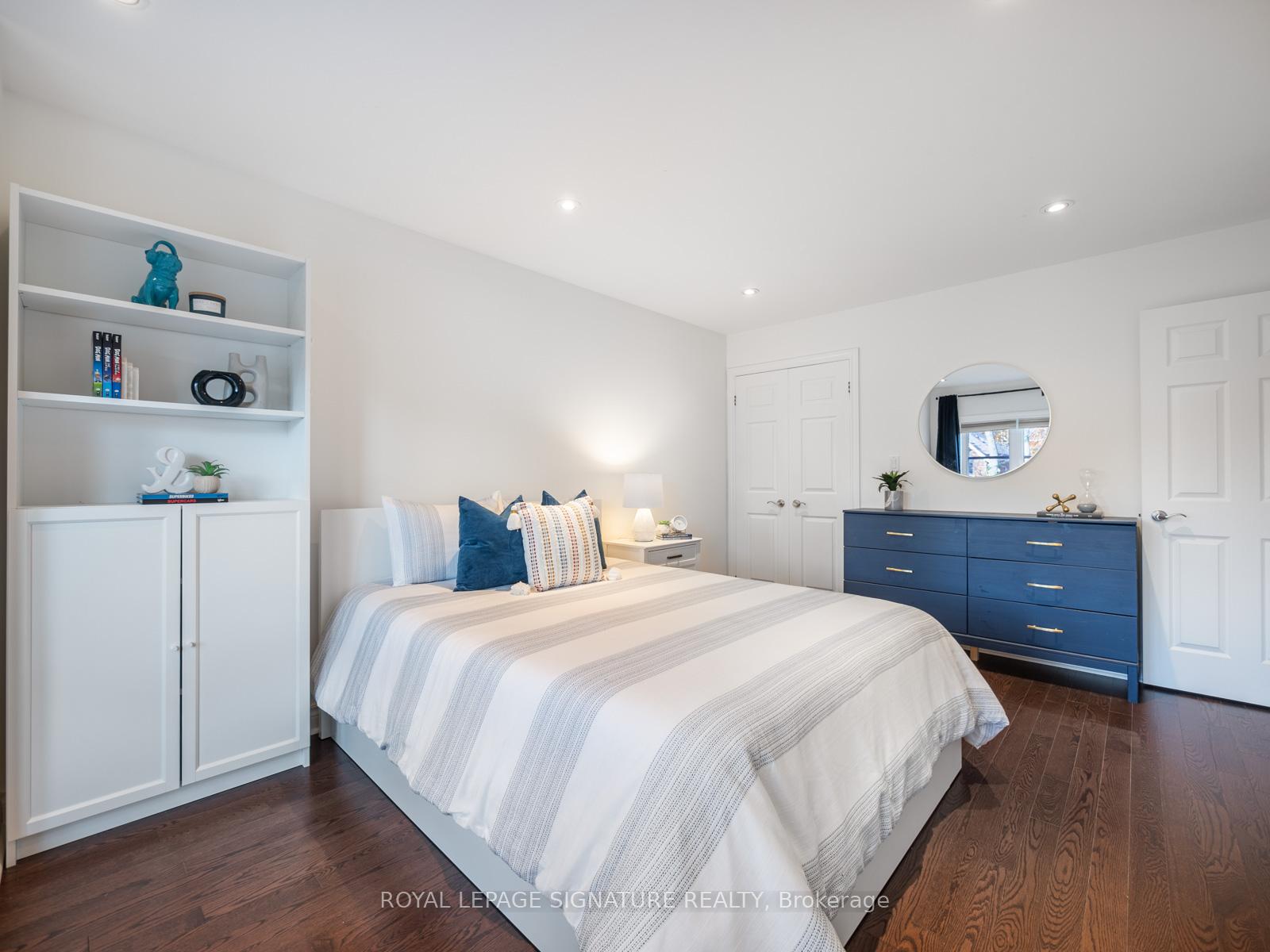 Photo 4 of 53 Parkhurst Boulevard E, Toronto, Leaside — HOMEH