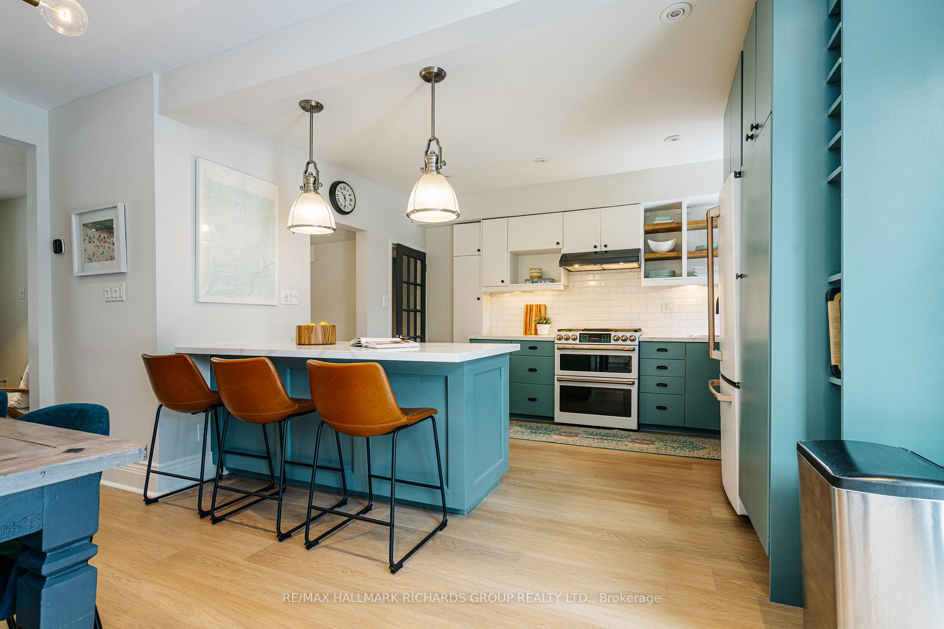 Photo 6 of 51 Elmer Avenue, Toronto, The Beaches — HOMEH
