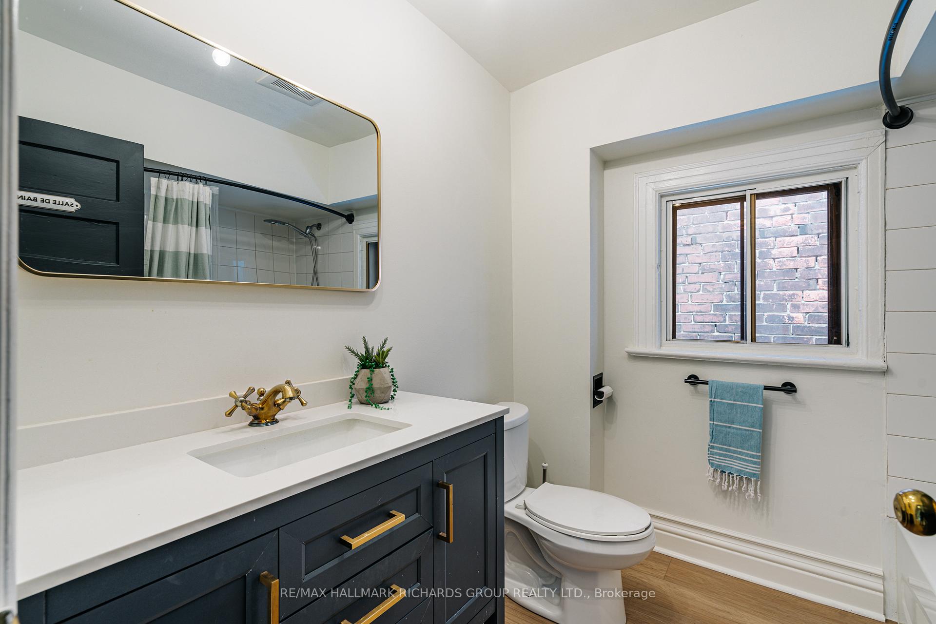 Photo 16 of 51 Elmer Avenue, Toronto, The Beaches — HOMEH