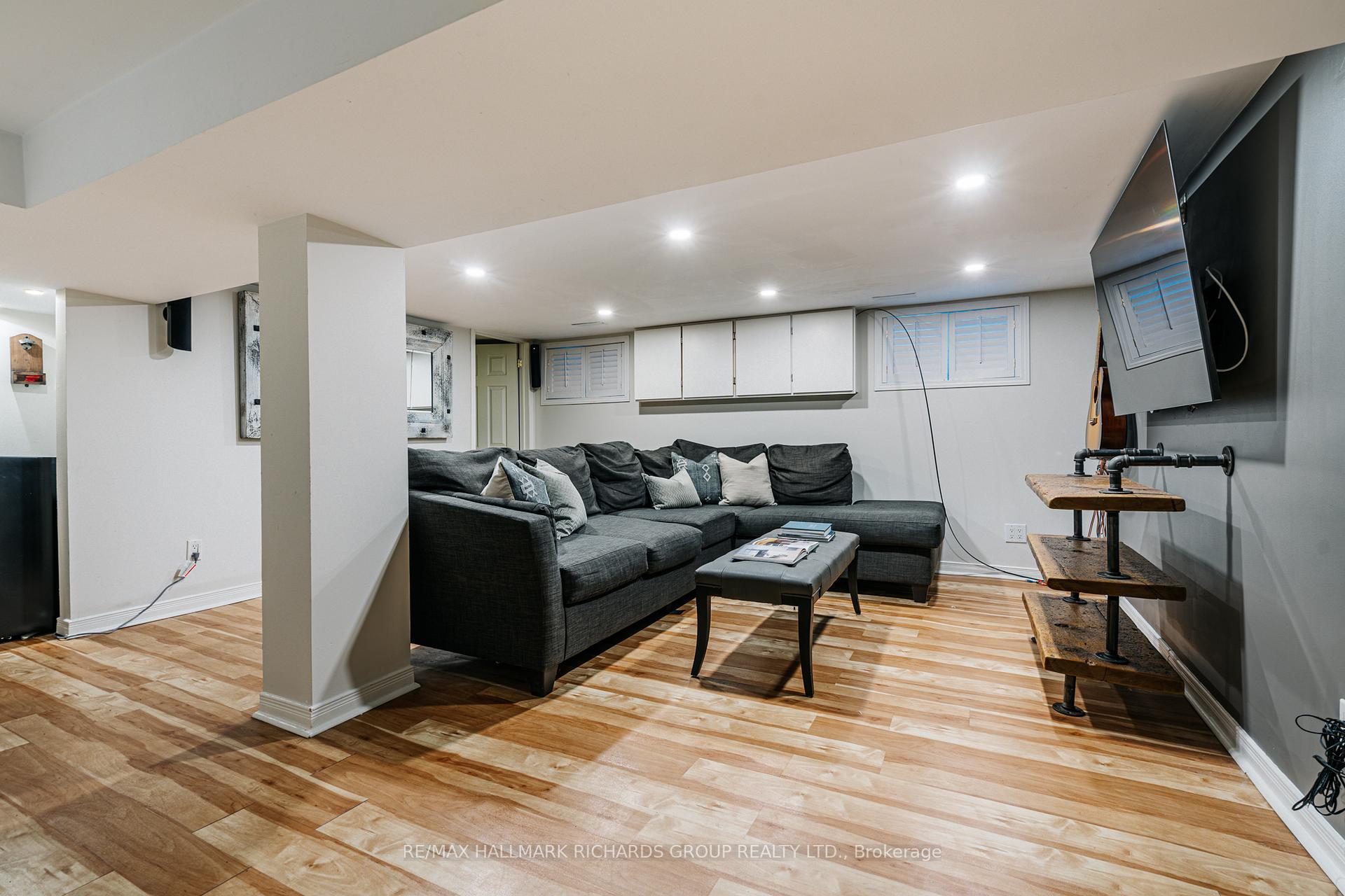 Photo 14 of 51 Elmer Avenue, Toronto, The Beaches — HOMEH
