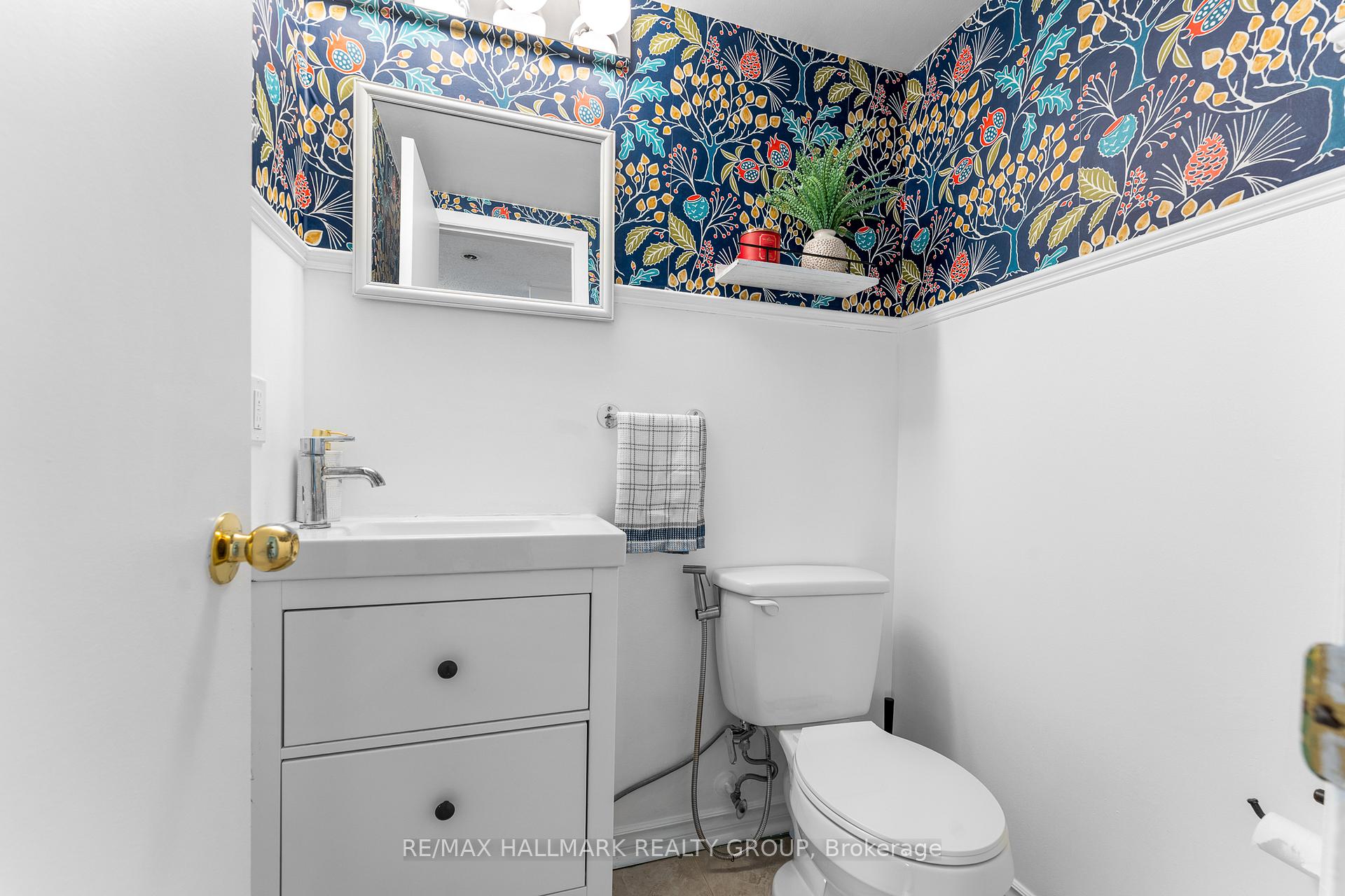 Photo 5 of Unit D, 5732 Andrasi Crescent, Ottawa, Osgoode — HOMEH
