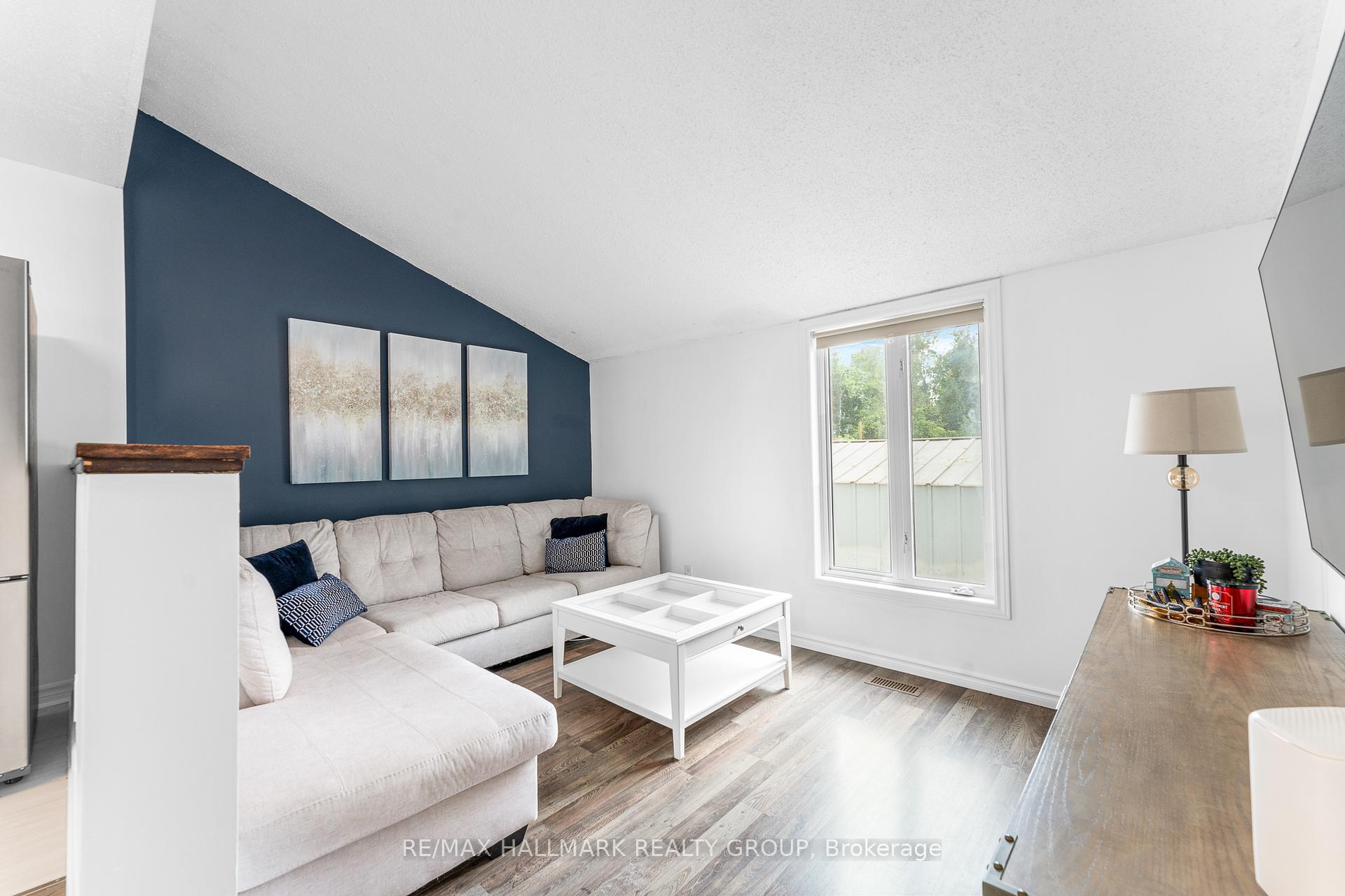Photo 17 of Unit D, 5732 Andrasi Crescent, Ottawa, Osgoode — HOMEH