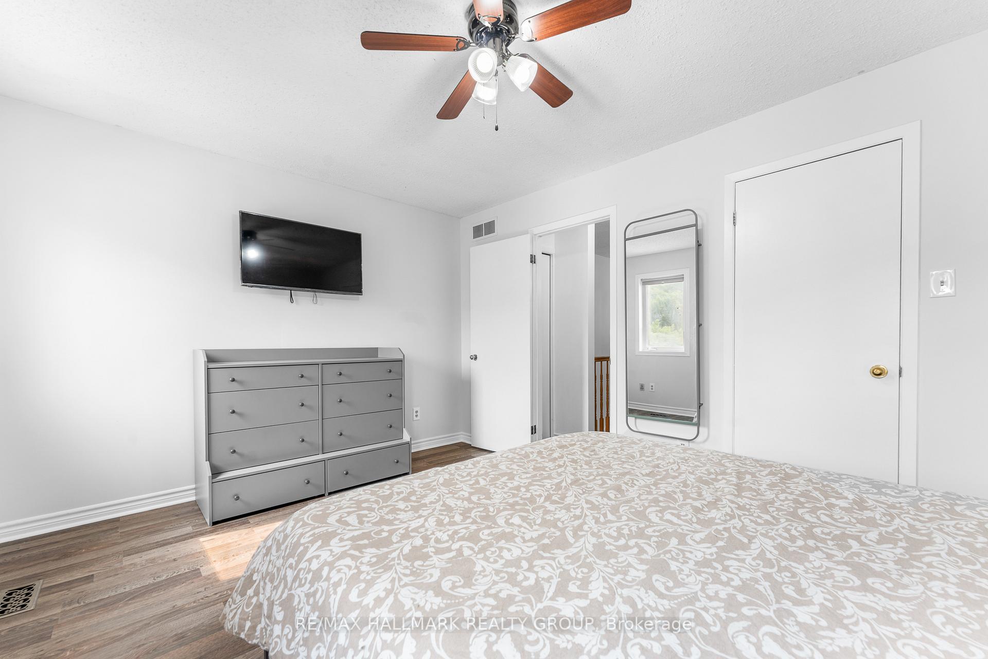 Photo 27 of Unit D, 5732 Andrasi Crescent, Ottawa, Osgoode — HOMEH