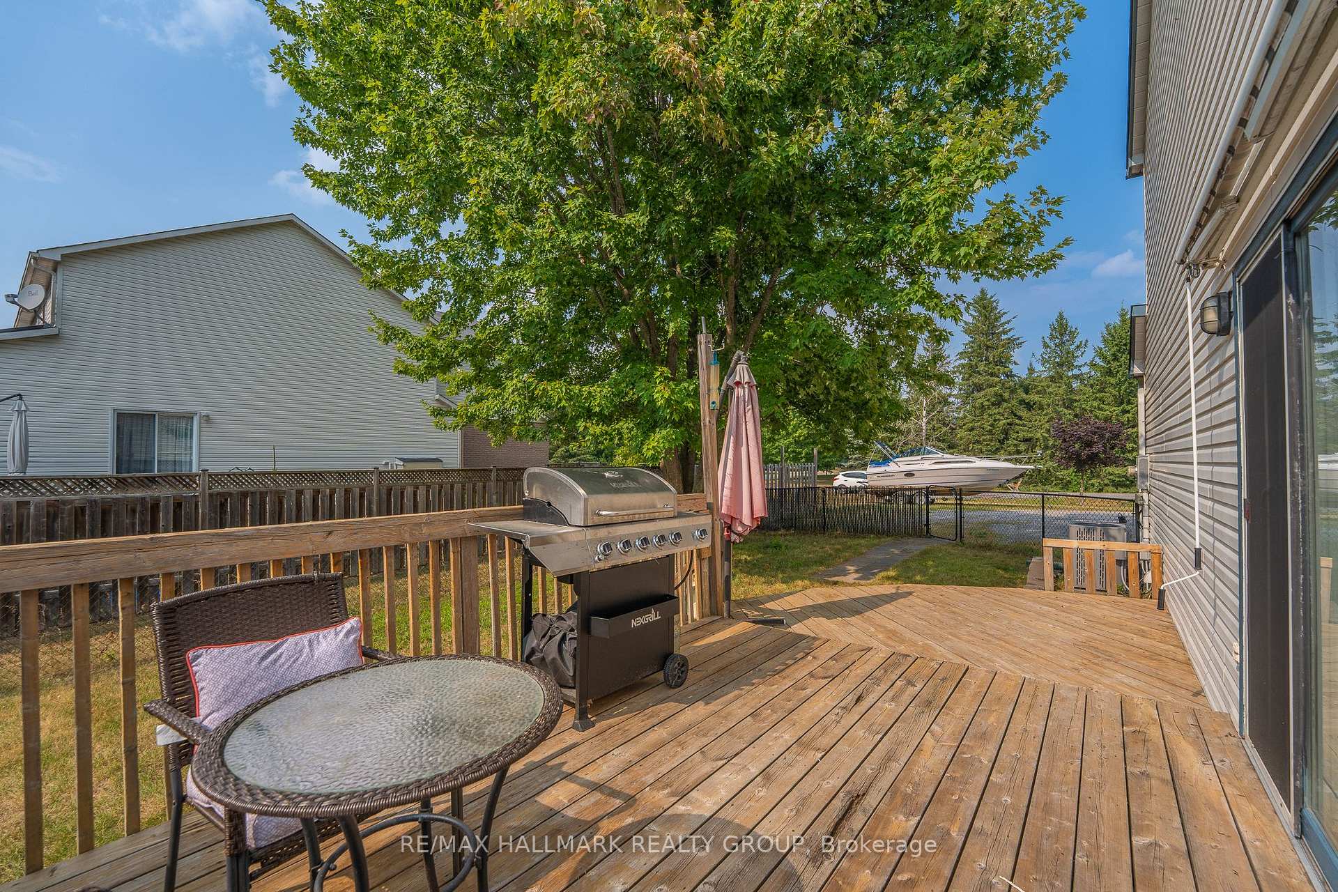 Photo 35 of Unit D, 5732 Andrasi Crescent, Ottawa, Osgoode — HOMEH