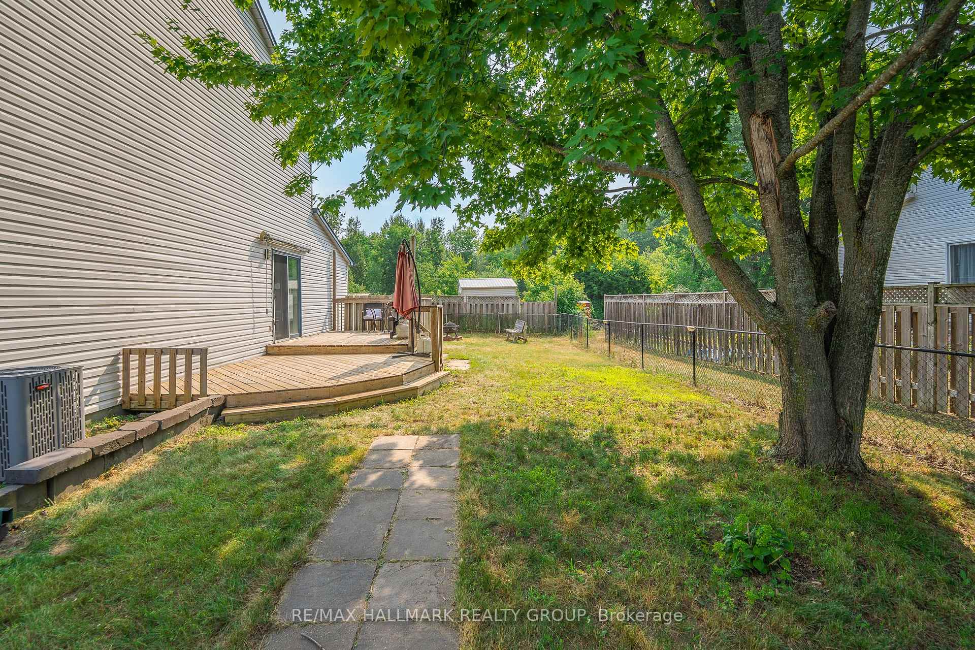 Photo 38 of Unit D, 5732 Andrasi Crescent, Ottawa, Osgoode — HOMEH