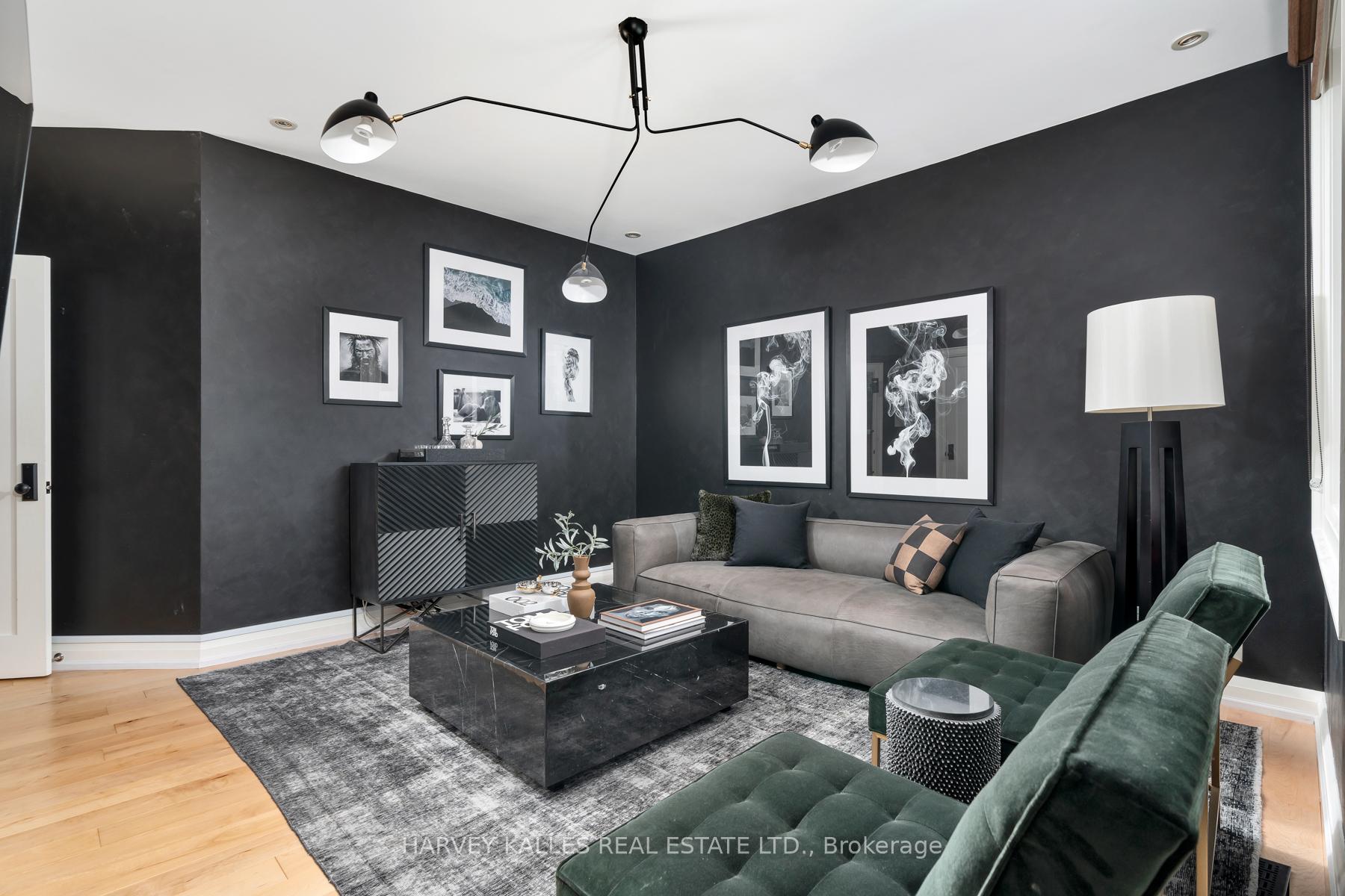 Photo 4 of 283 Kenilworth Avenue, Toronto, The Beaches — HOMEH
