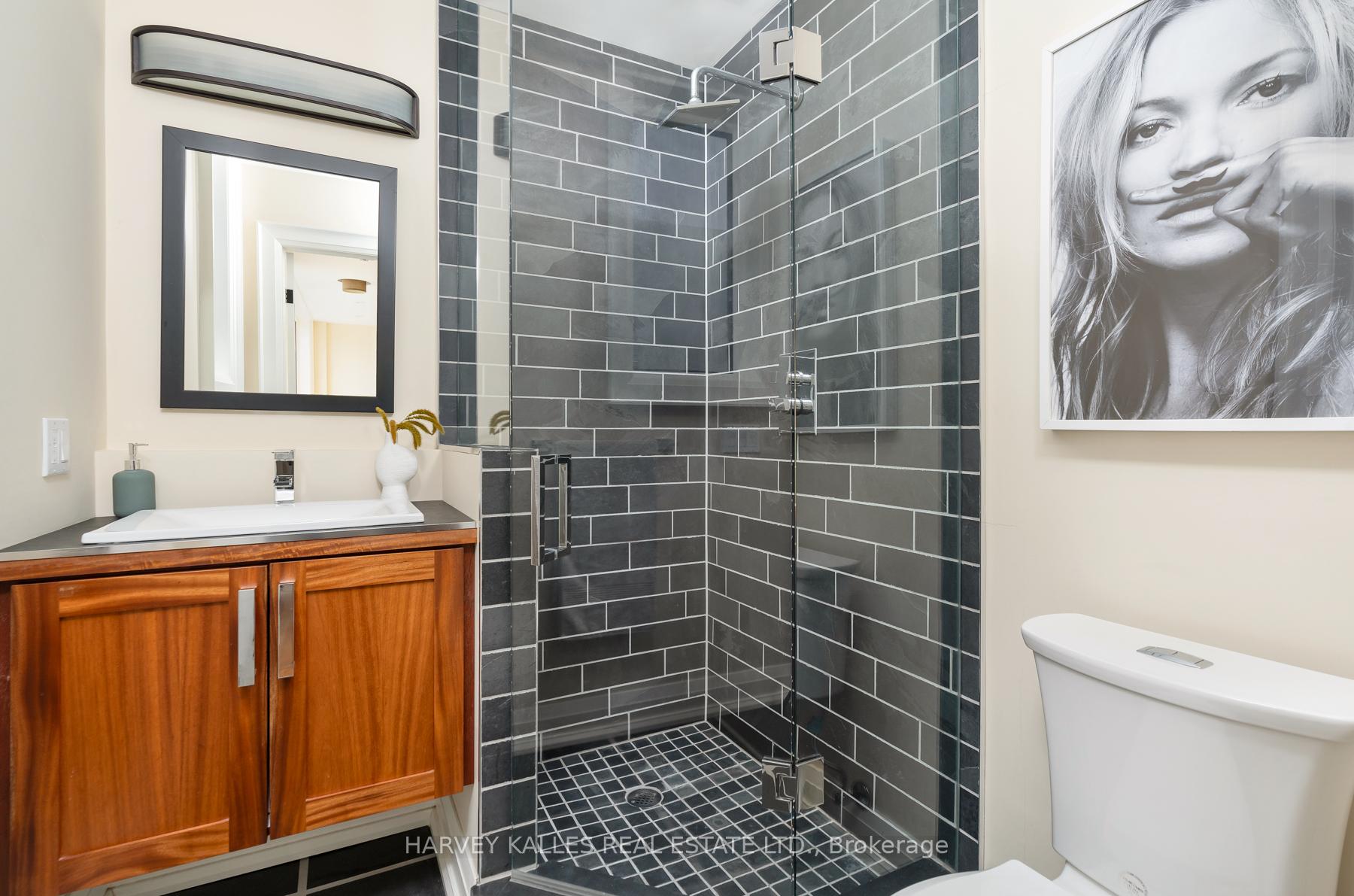 Photo 6 of 283 Kenilworth Avenue, Toronto, The Beaches — HOMEH