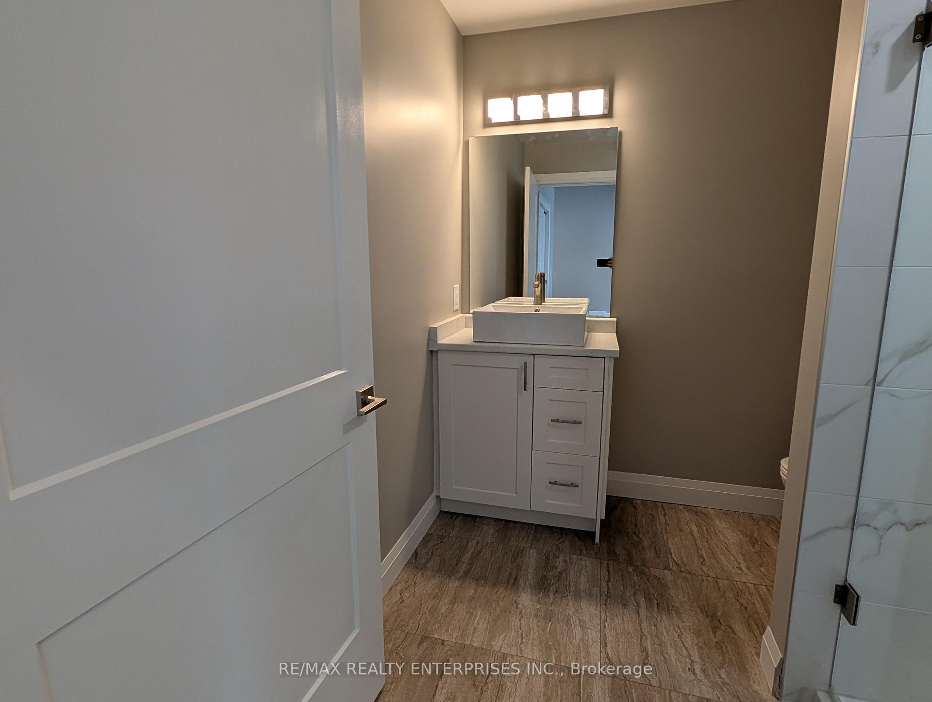 Photo 11 of Unit A, 1093 Gallagher Road, Burlington, LaSalle — HOMEH