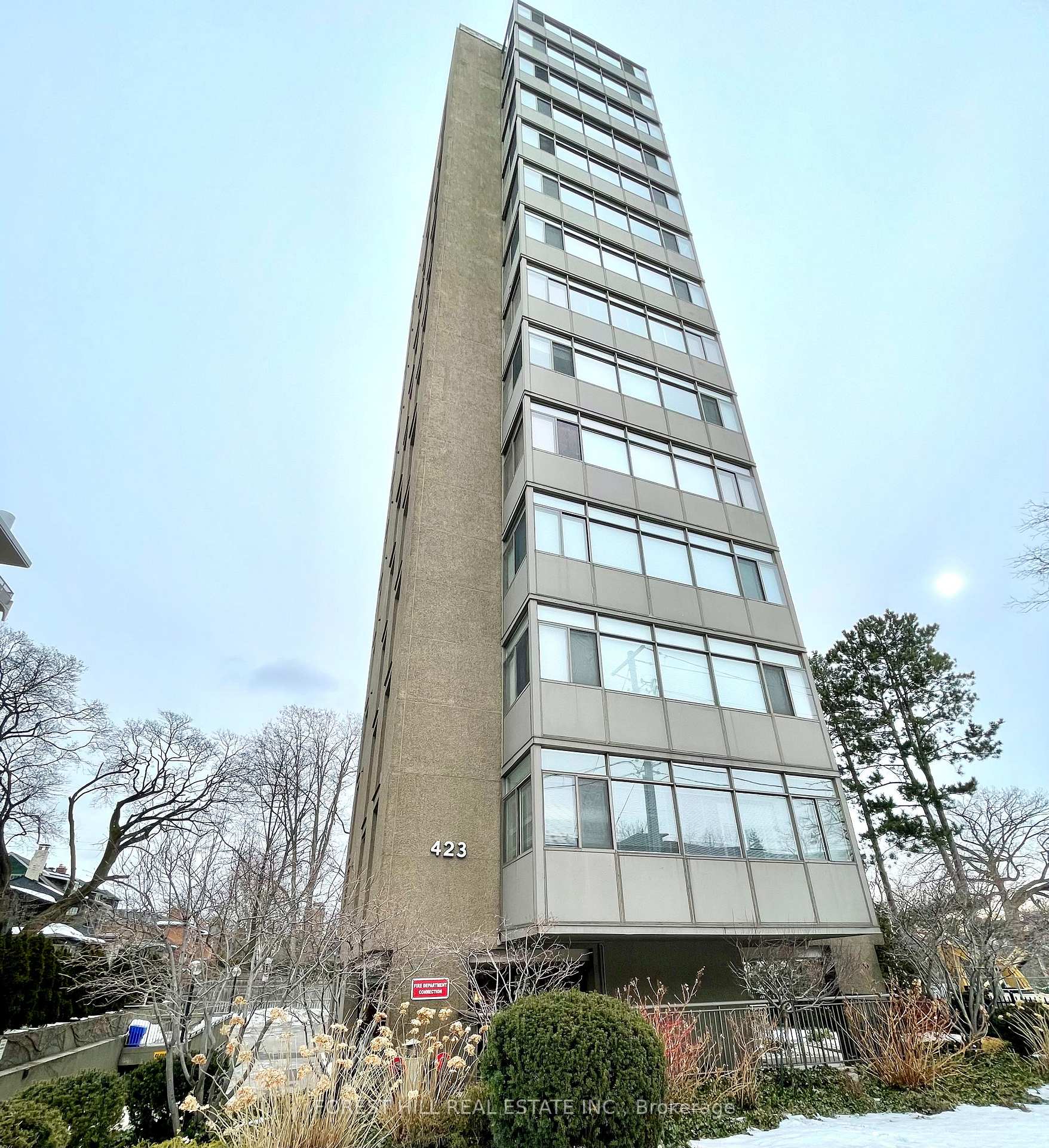 Front of Unit 1, 423 Avenue Road