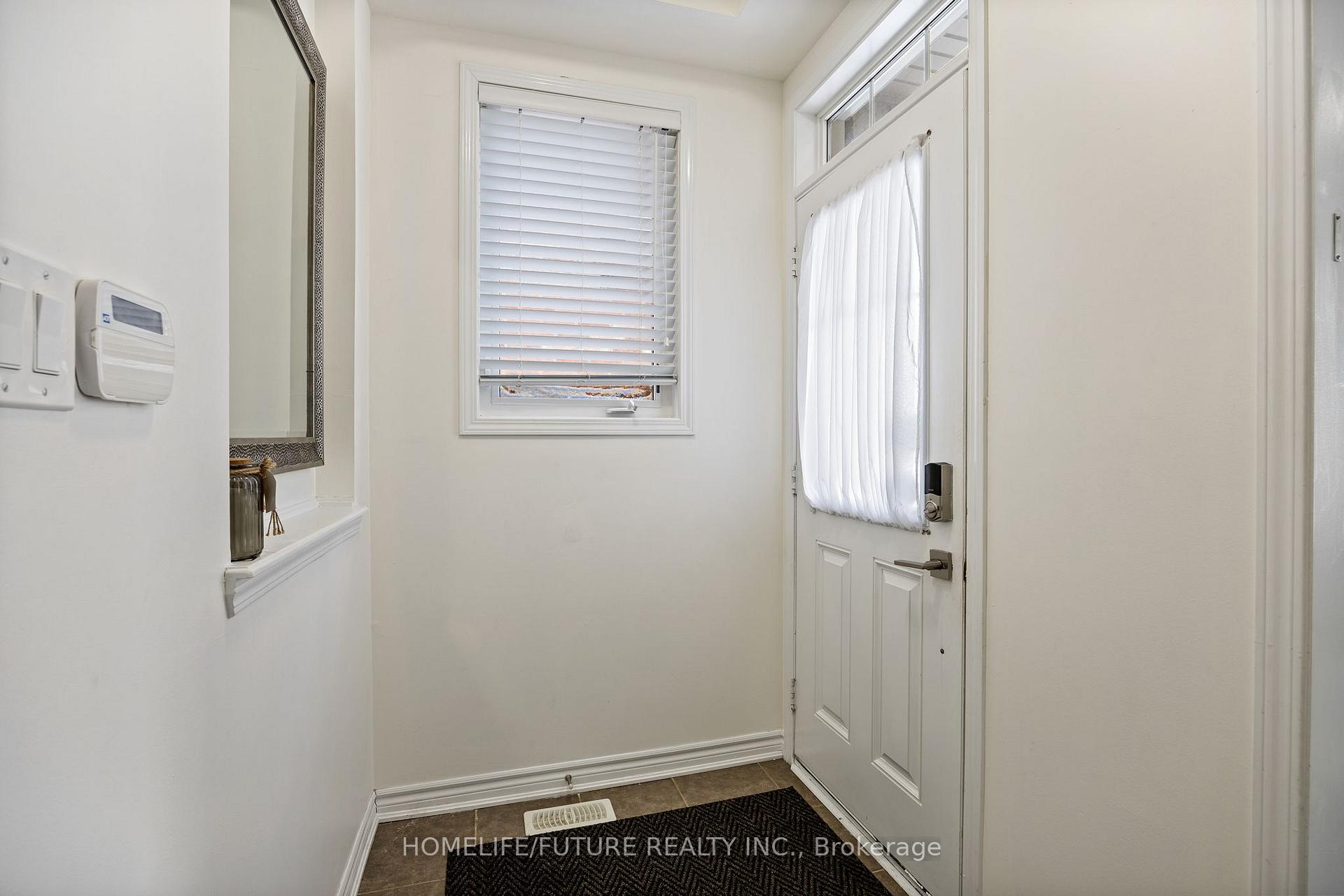 Photo 2 of 1841 Parkhurst Crescent, Pickering, Duffin Heights — HOMEH