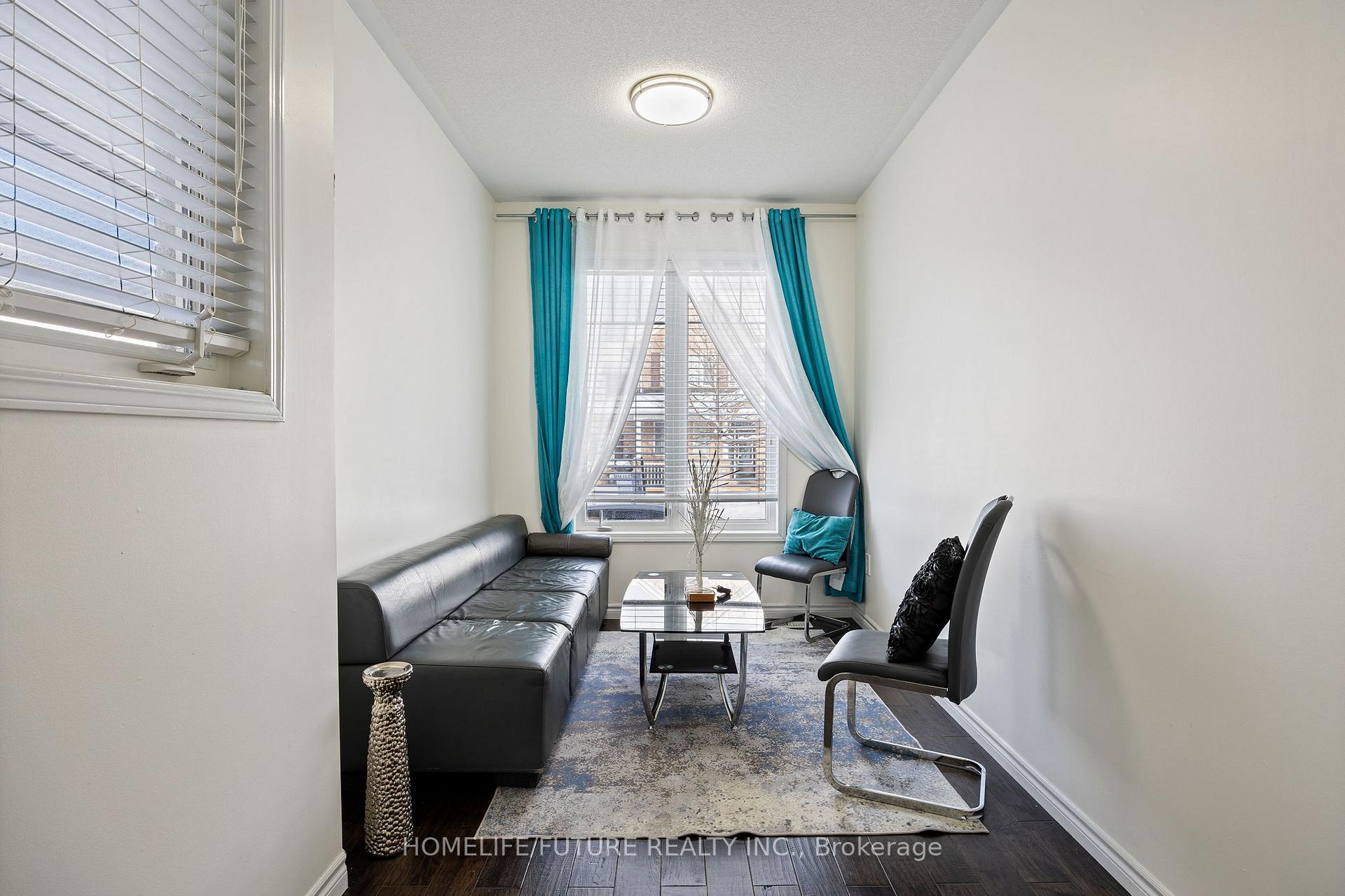 Photo 6 of 1841 Parkhurst Crescent, Pickering, Duffin Heights — HOMEH