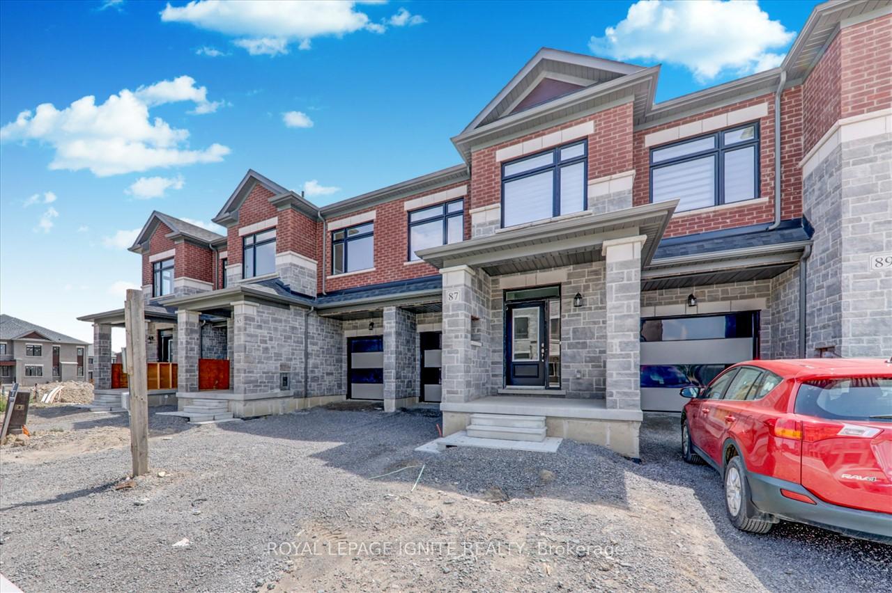 Photo 2 of 87 Robert Eaton Avenue, Markham, Middlefield — HOMEH