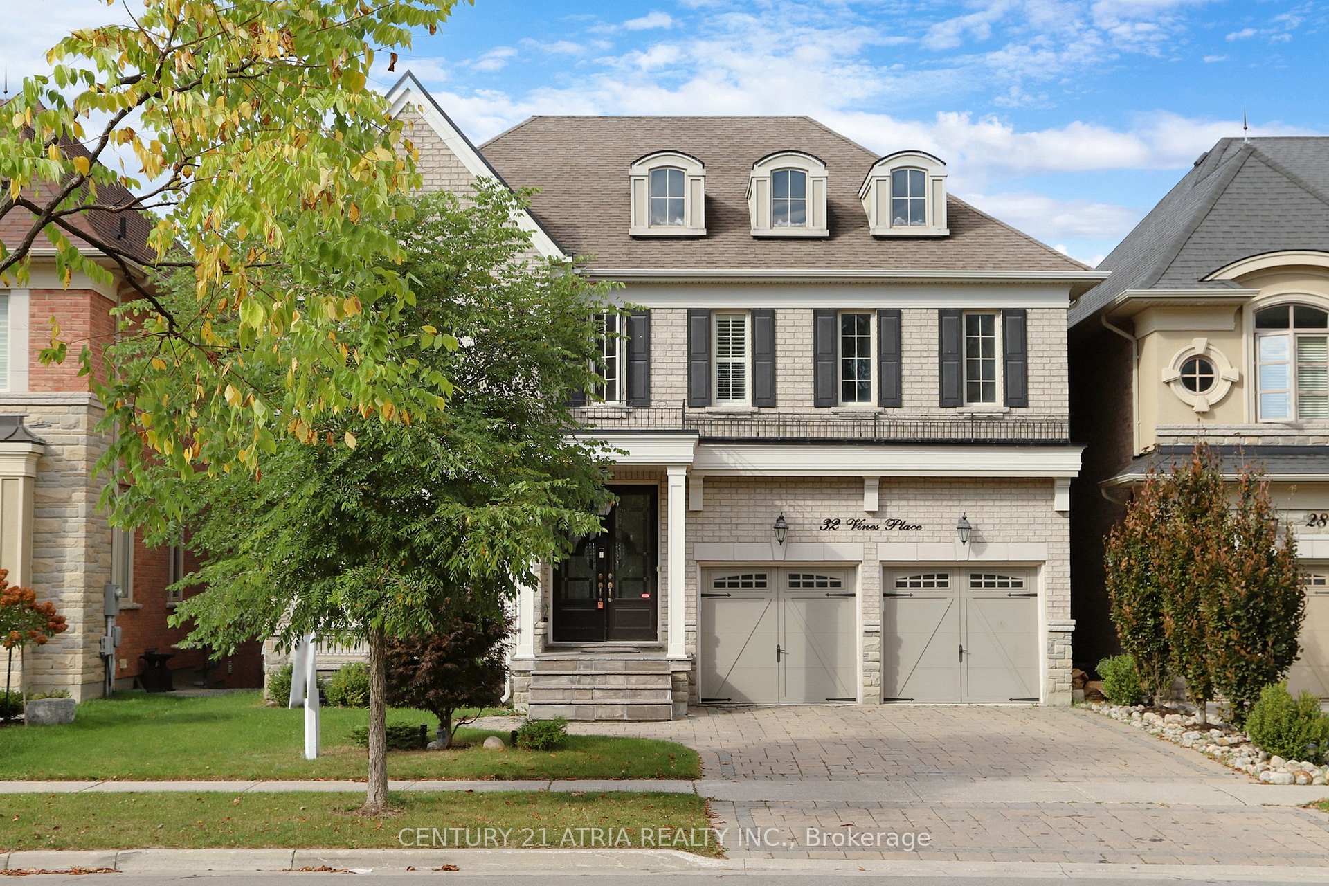 Front of 32 Vines Place