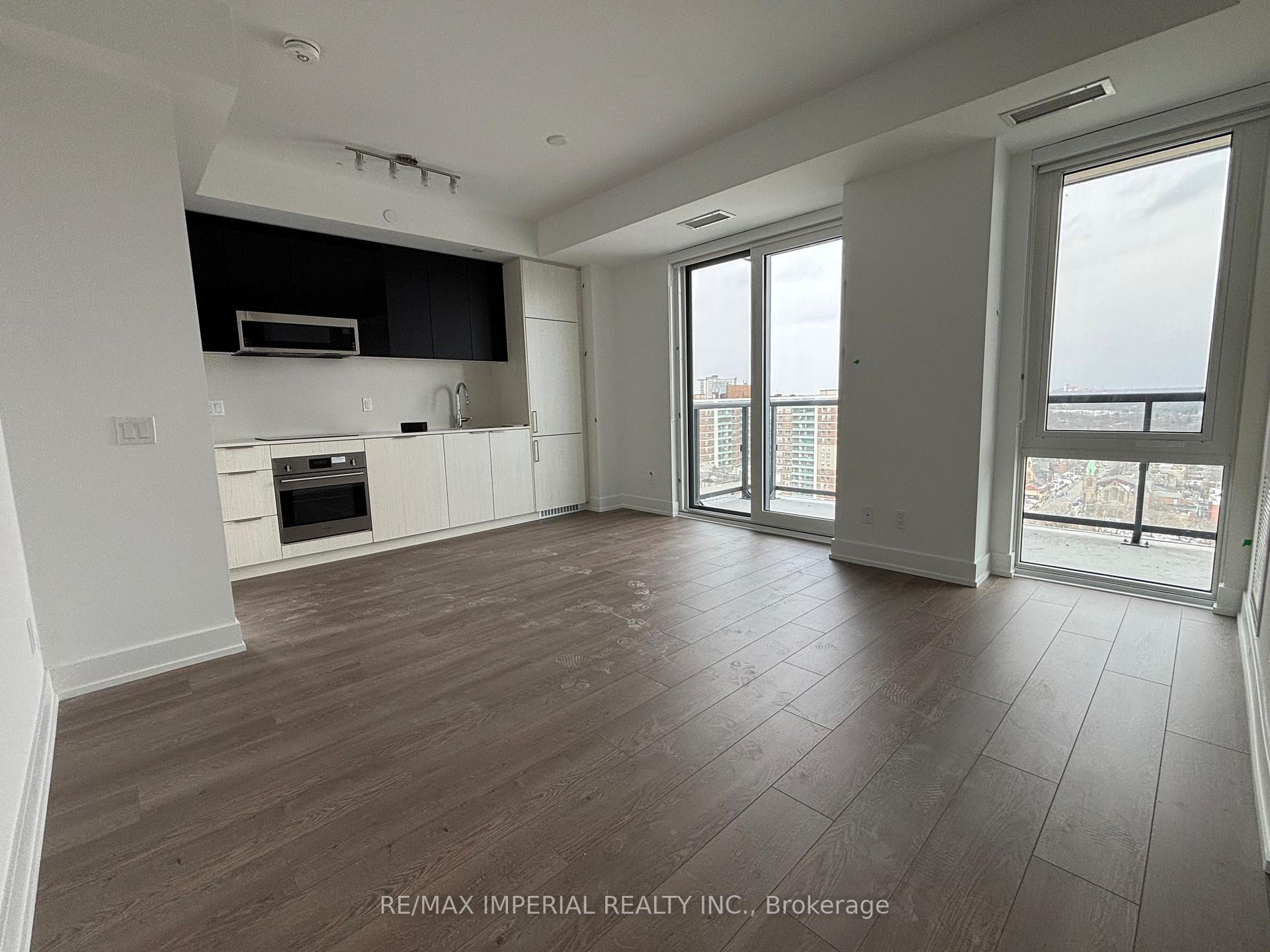 Front of Unit 2211, 308 Jarvis Street