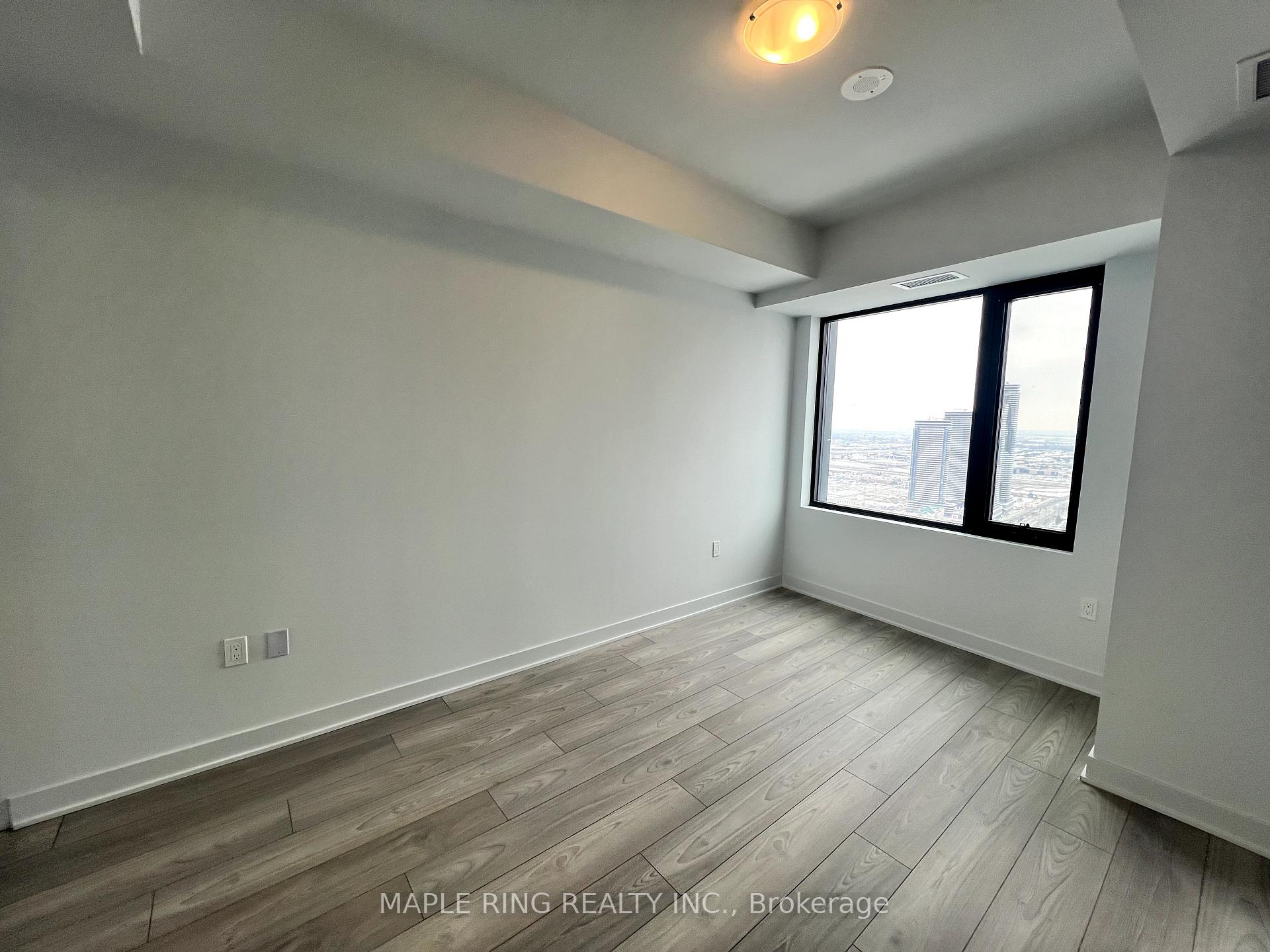 Photo 9 of Unit 4007, 2920 Highway 7 Road, Vaughan, Concord — HOMEH